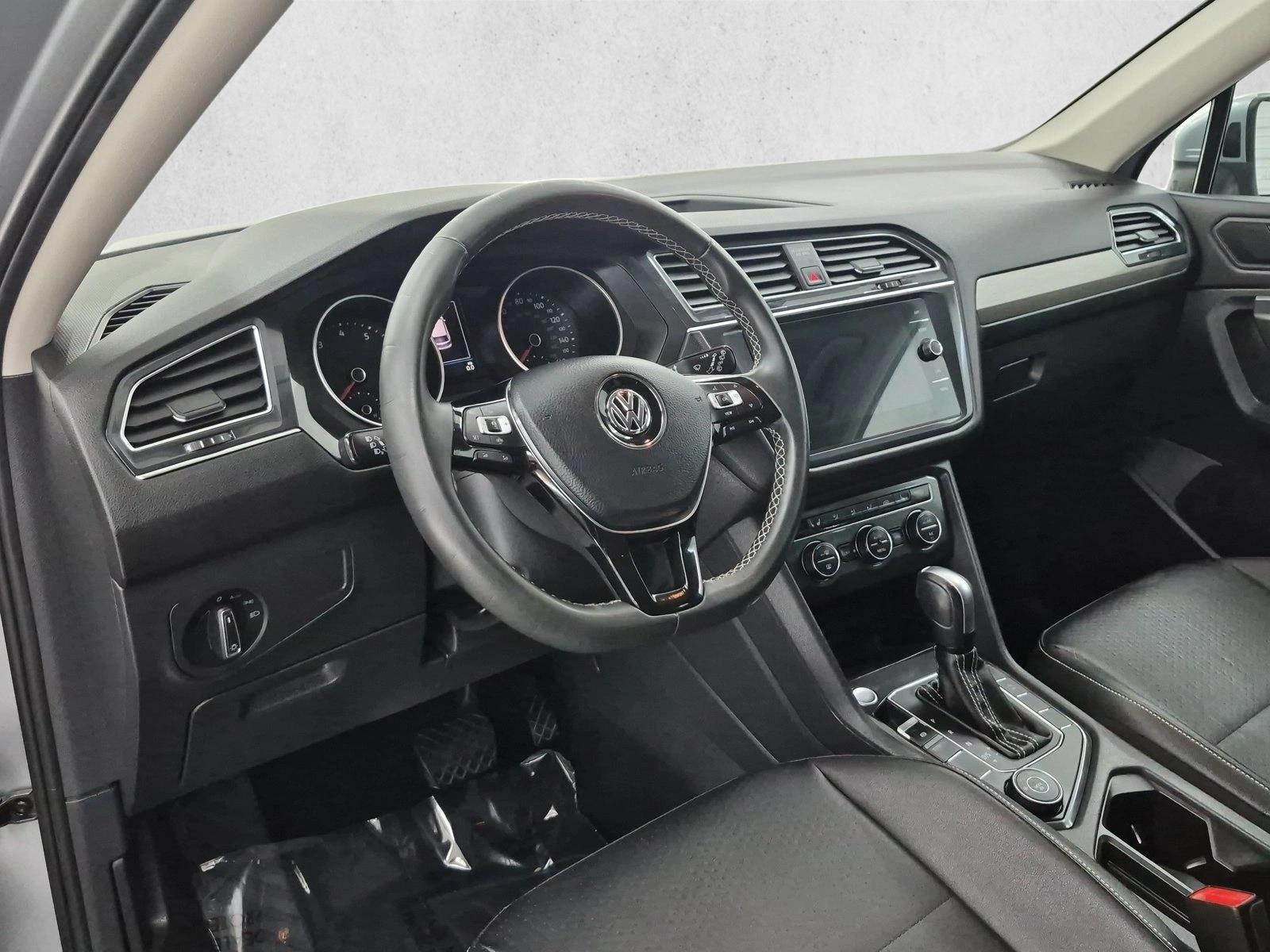 Thumbnail: 2021 Volkswagen Tiguan - 3