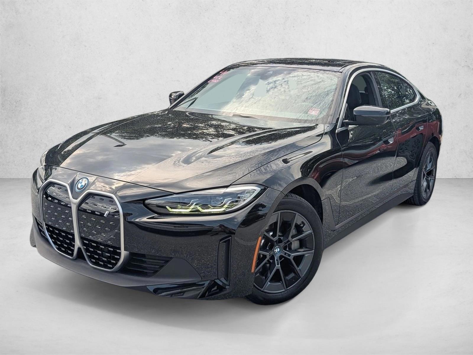 2023 BMW i4 eDrive35's photo