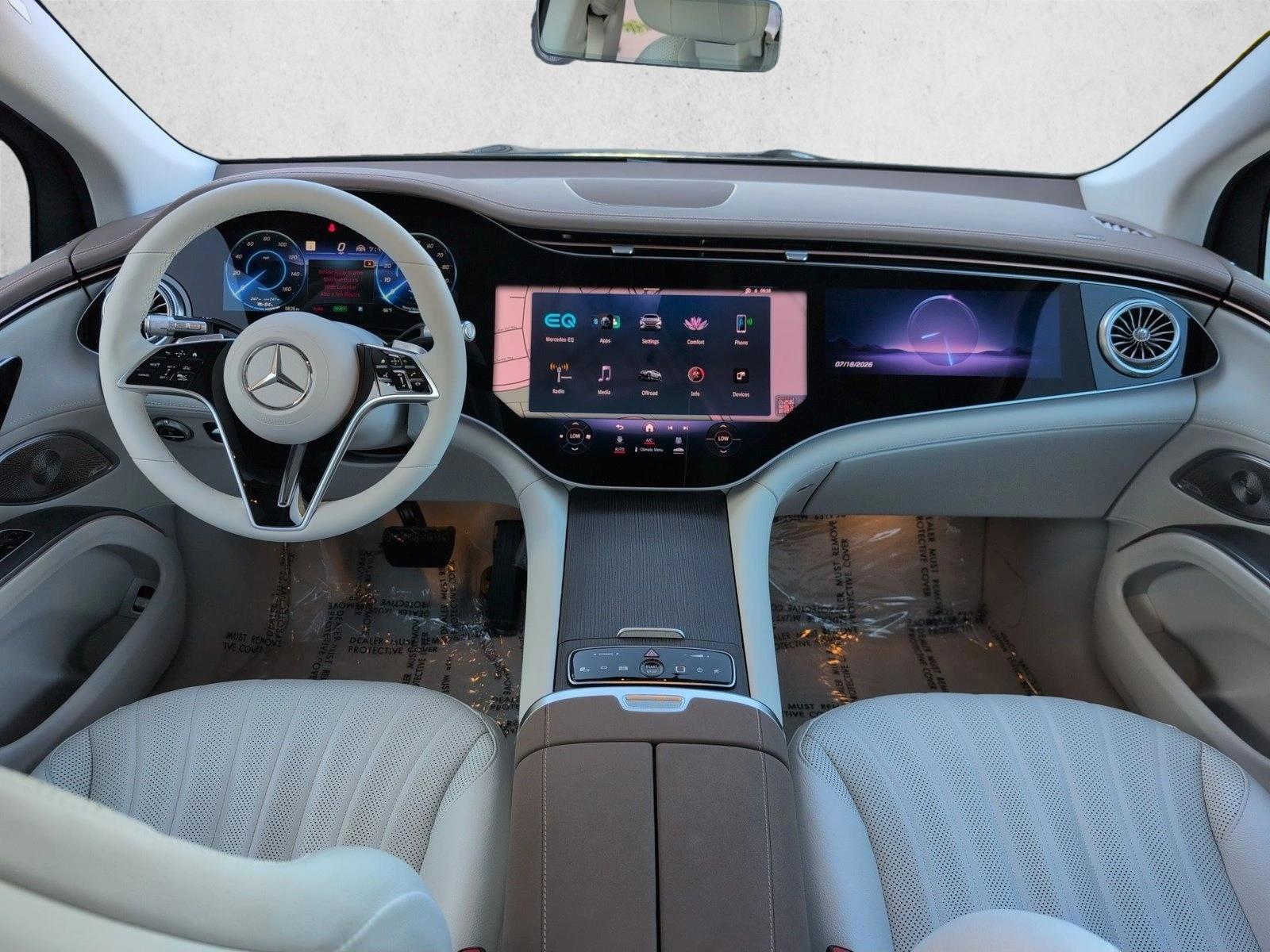 Thumbnail: 2023 Mercedes-Benz EQS - 4