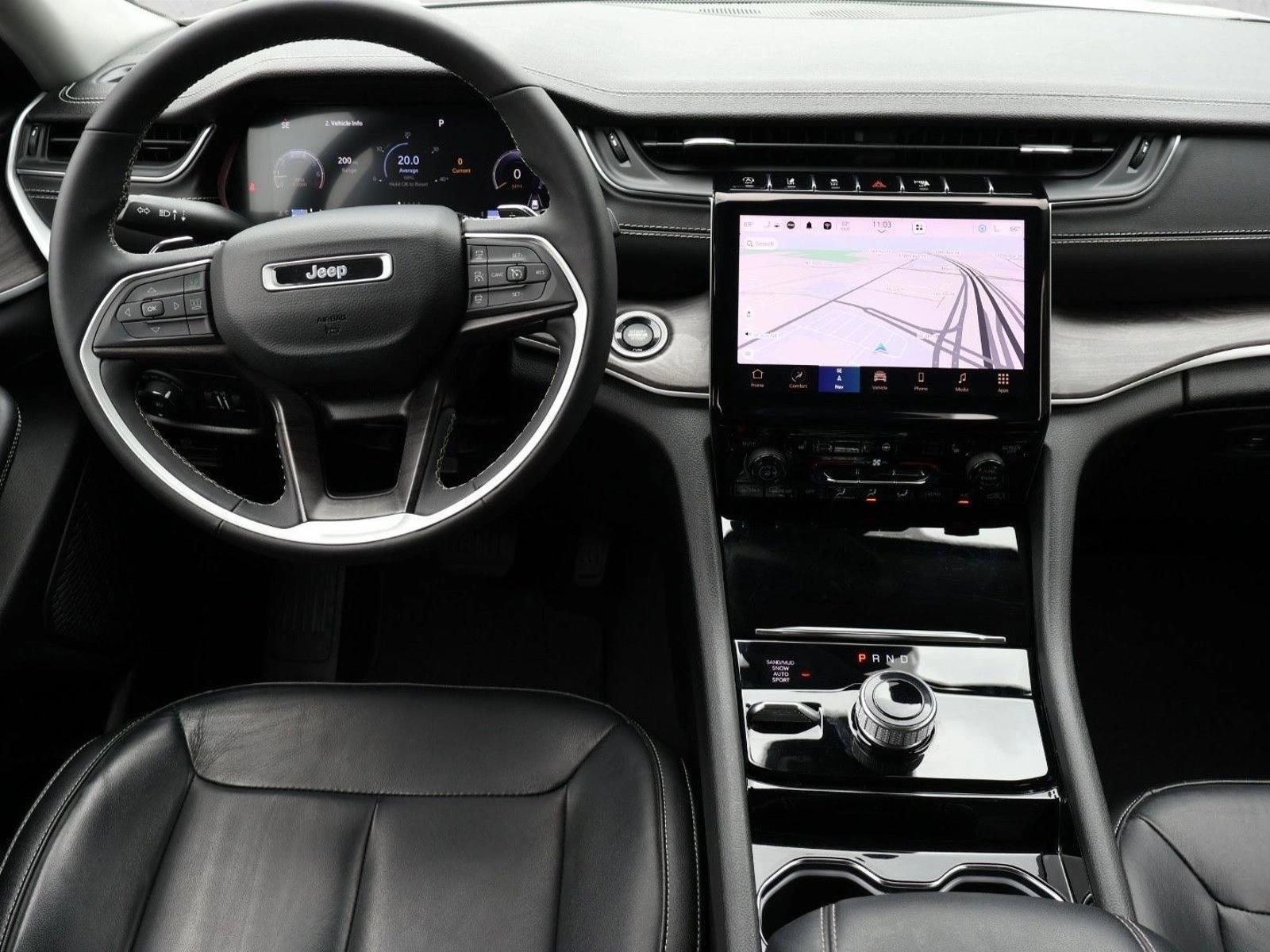 Thumbnail: 2023 Jeep Grand Cherokee - 3