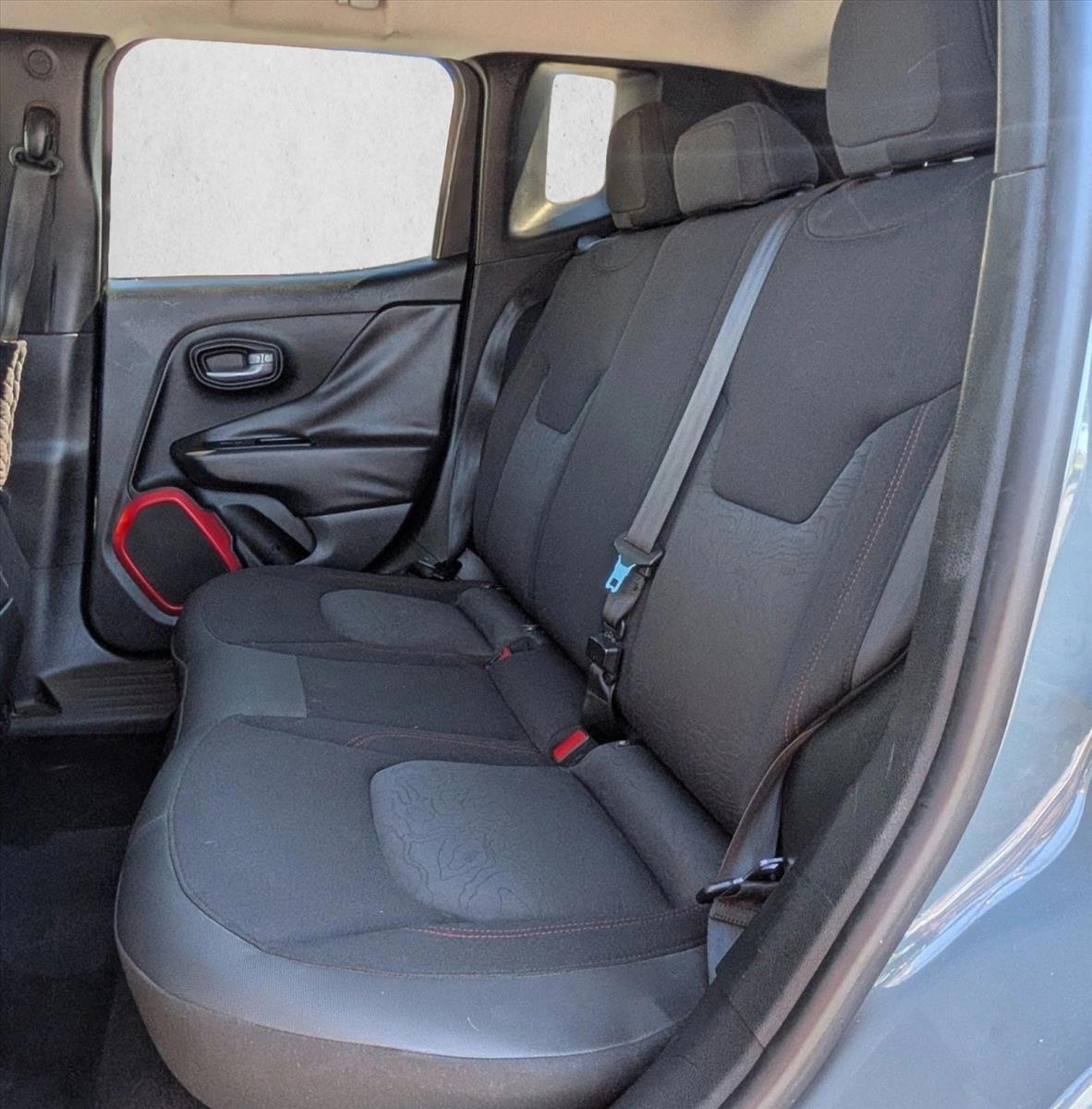 Thumbnail: 2015 Jeep Renegade - 4