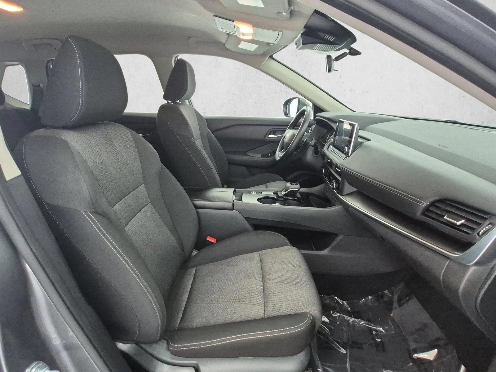 2025 Nissan Rogue SV - Photo 22