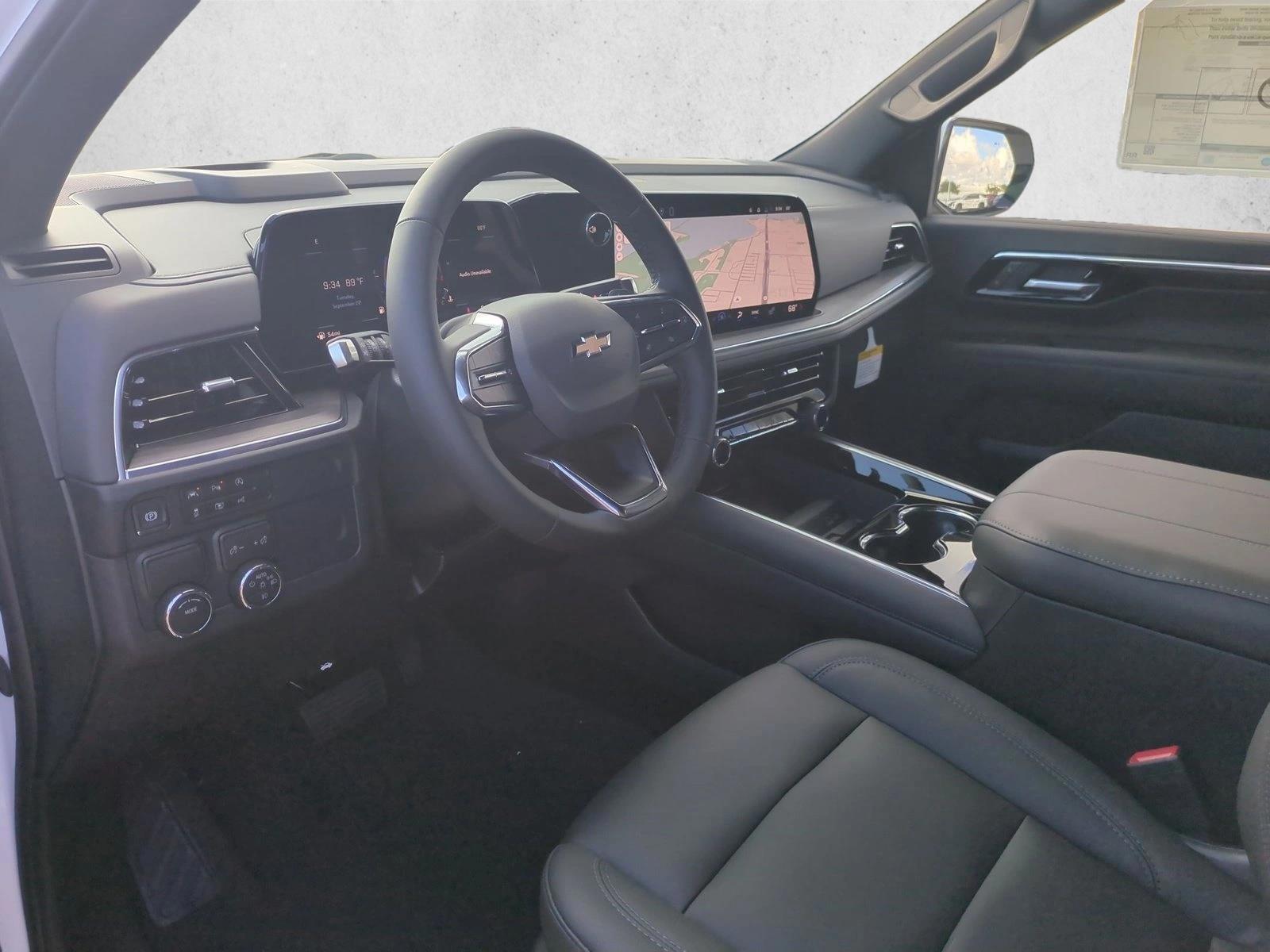 Thumbnail: 2027 Chevrolet Tahoe - 3