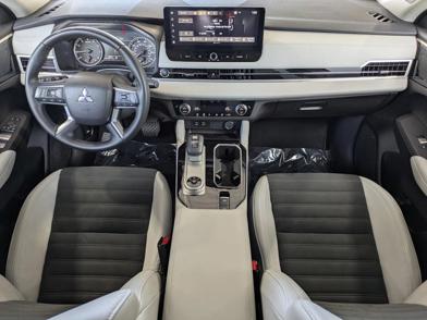 2025 Mitsubishi Outlander