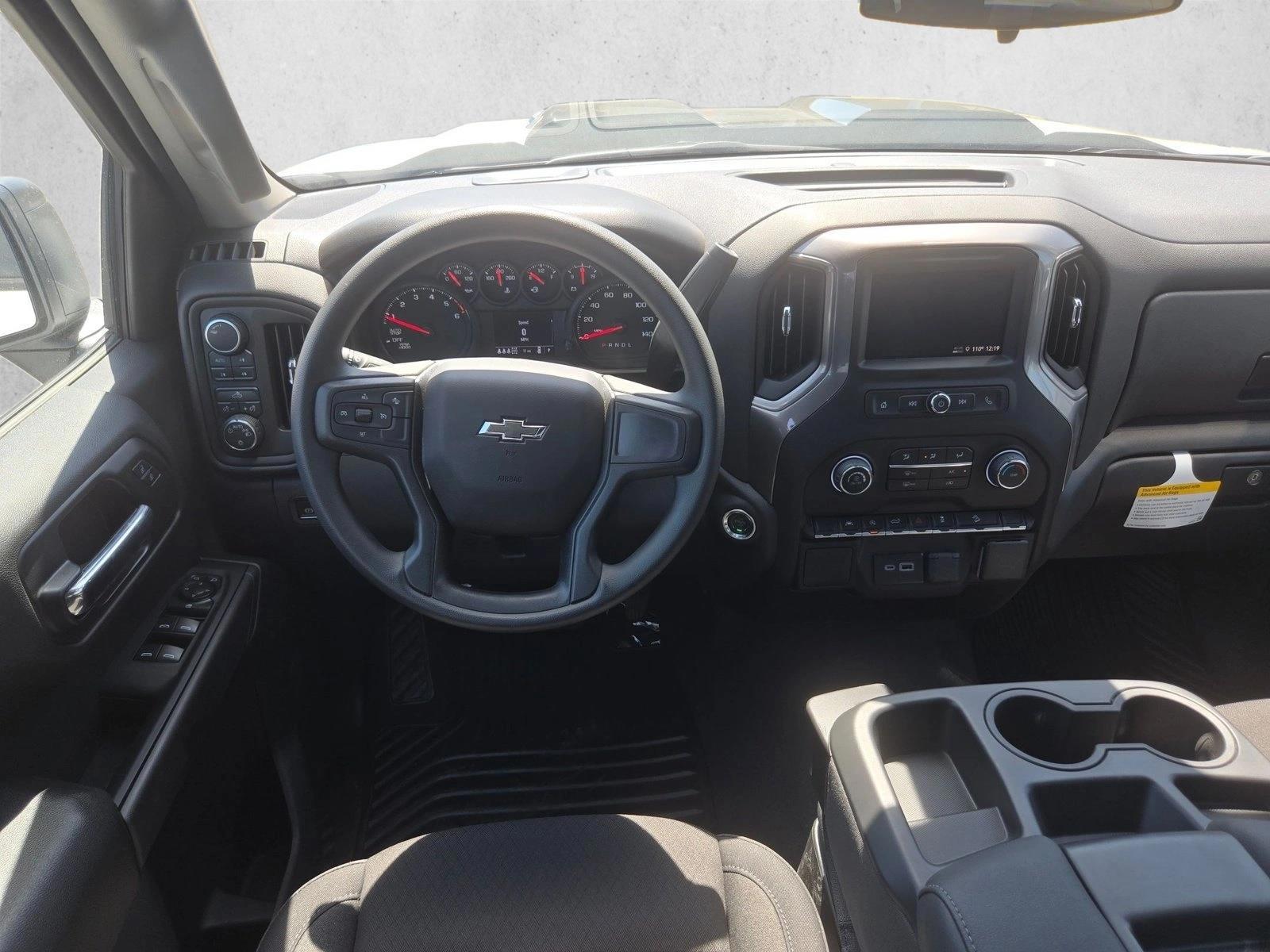 Thumbnail: 2026 Chevrolet Silverado 1500 - 3