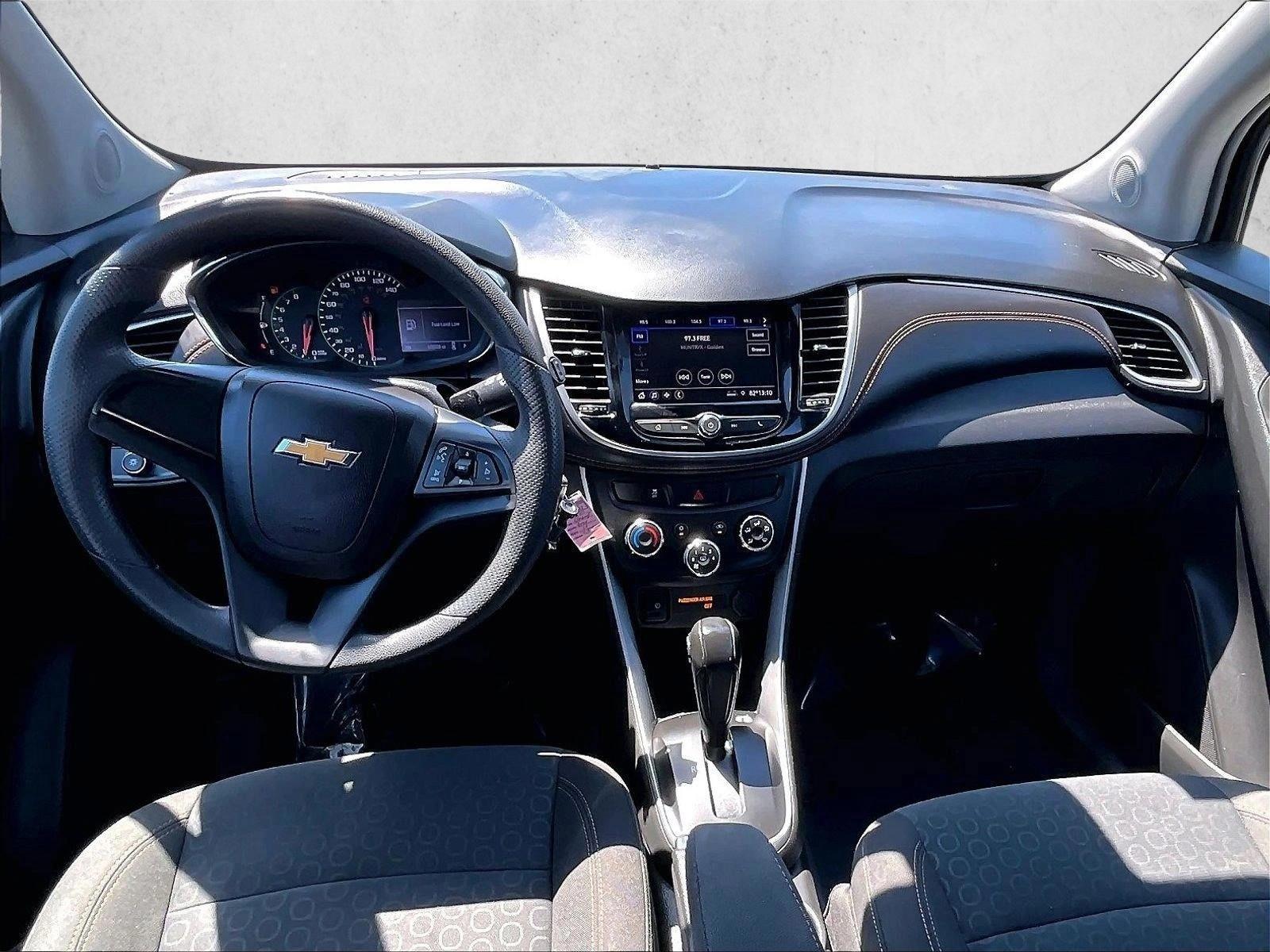 Thumbnail: 2020 Chevrolet Trax - 3
