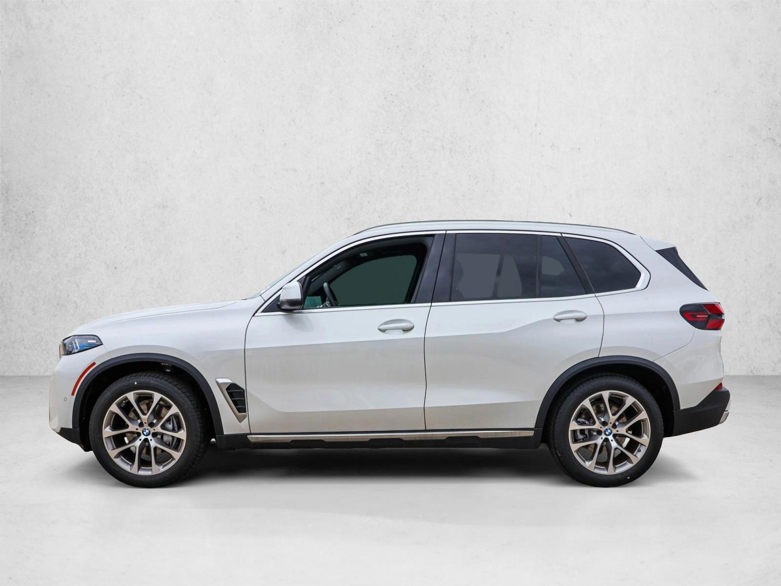 Thumbnail: 2026 BMW X5 - 2