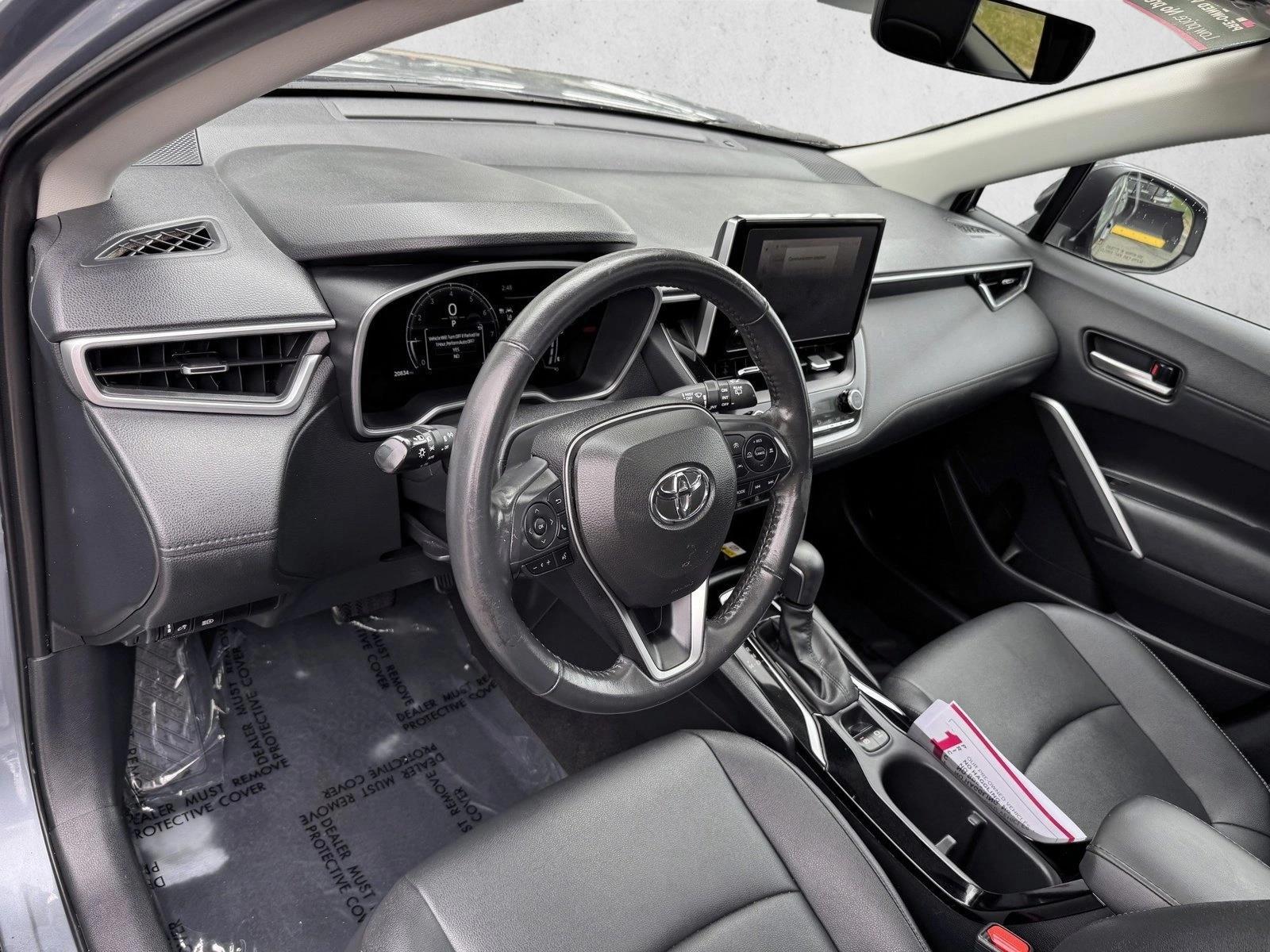 Thumbnail: 2023 Toyota Corolla Cross - 3