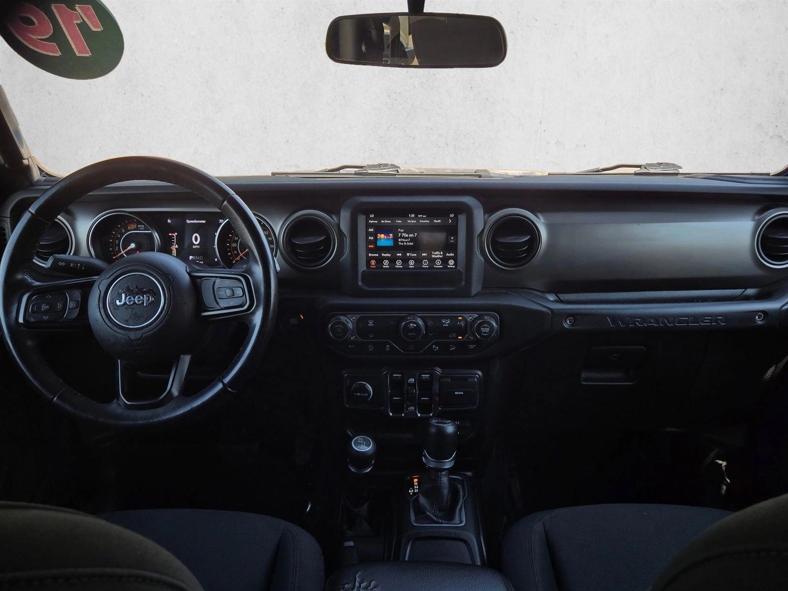 Thumbnail: 2019 Jeep Wrangler - 3