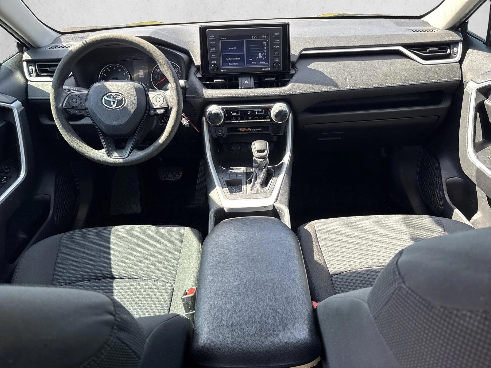 Thumbnail: 2021 Toyota RAV4 - 3