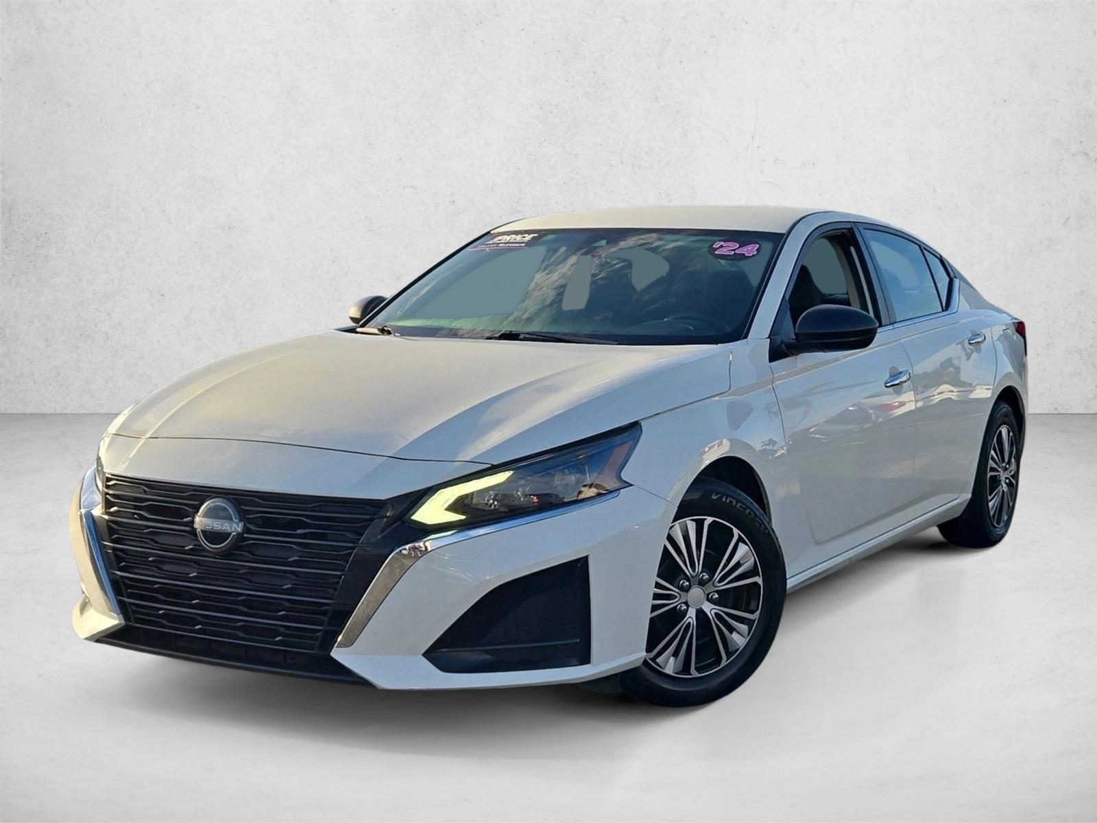 Thumbnail: 2024 Nissan Altima - 1