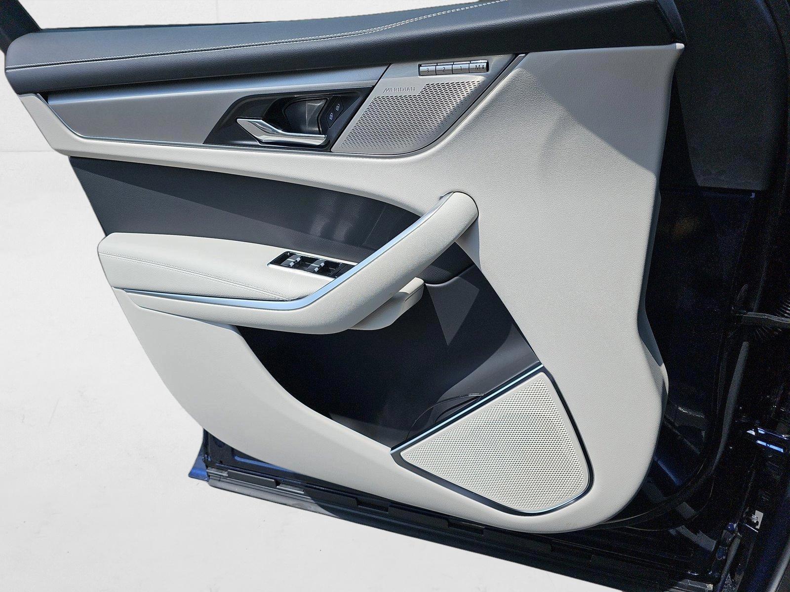 2026 Jaguar F-Pace R-Dynamic S - Photo 27