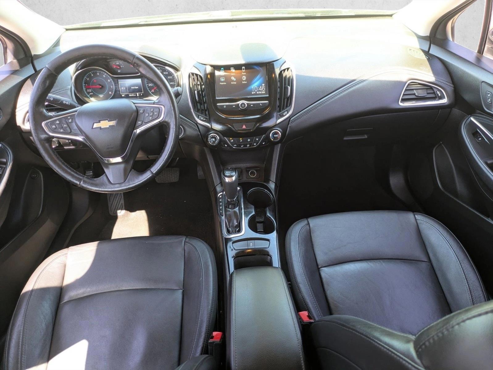 Thumbnail: 2017 Chevrolet Cruze - 3