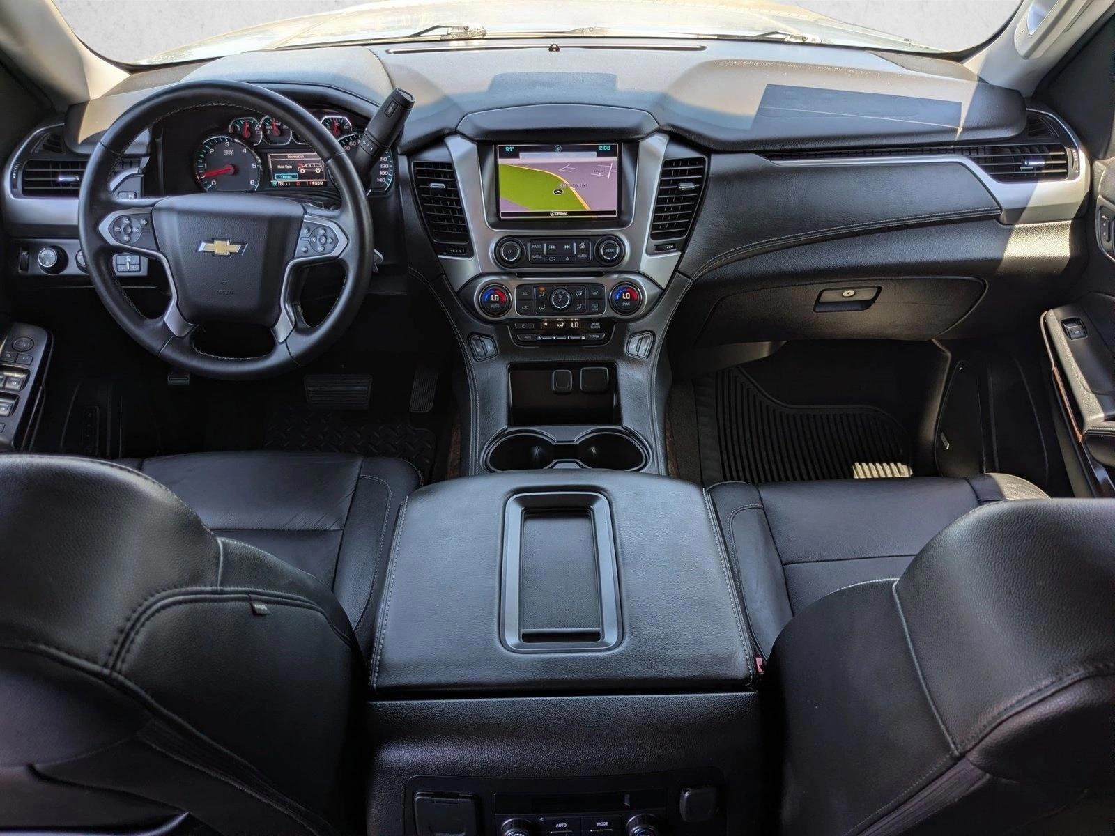 Thumbnail: 2016 Chevrolet Suburban - 4