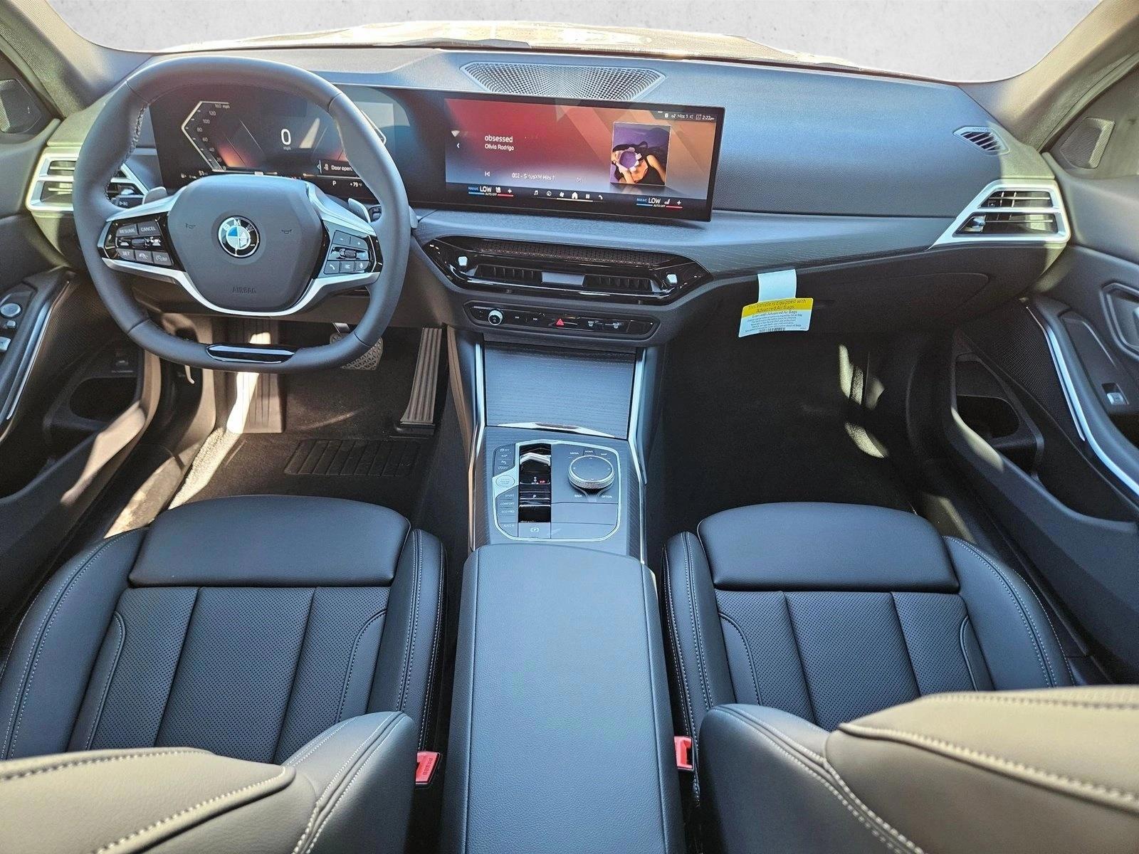 Thumbnail: 2026 BMW 3 Series - 4