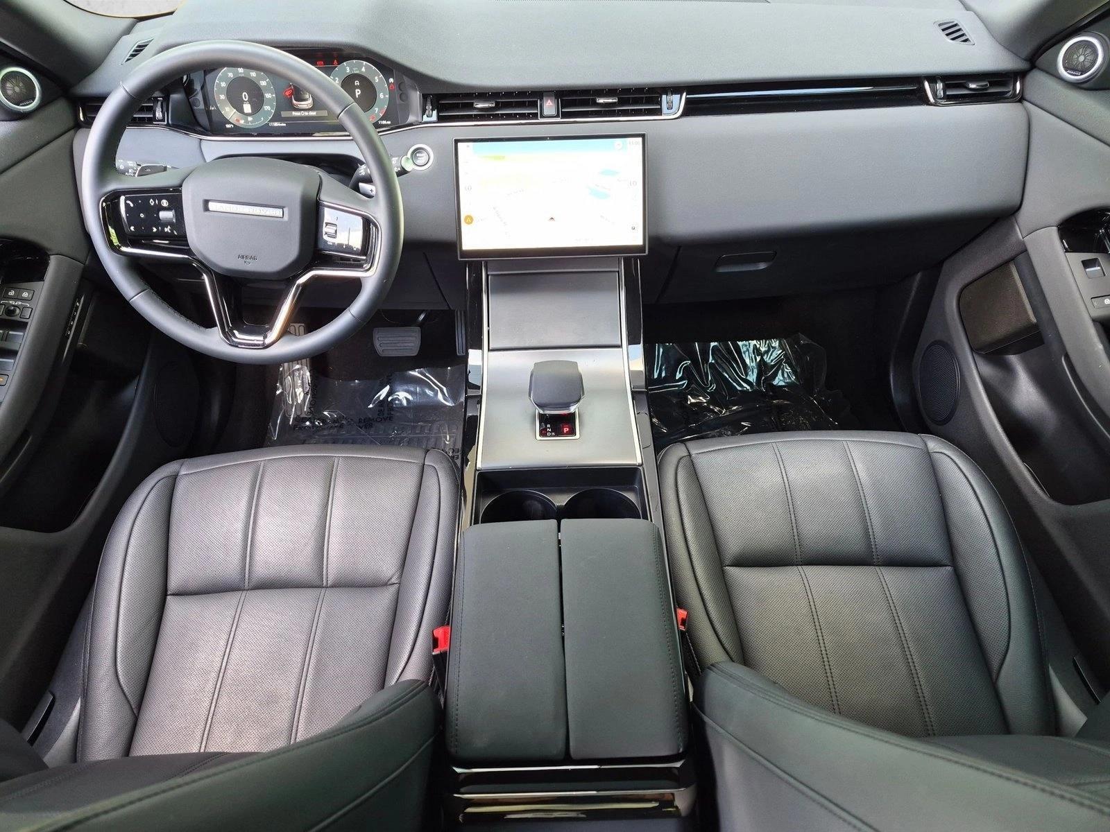 Thumbnail: 2026 Land Rover Range Rover Evoque - 3