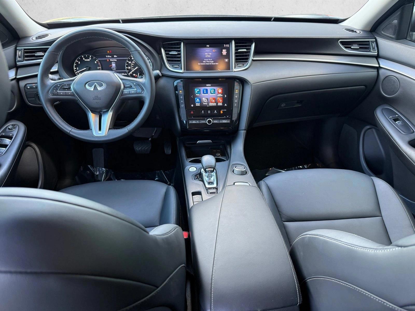 Thumbnail: 2022 INFINITI QX50 - 3