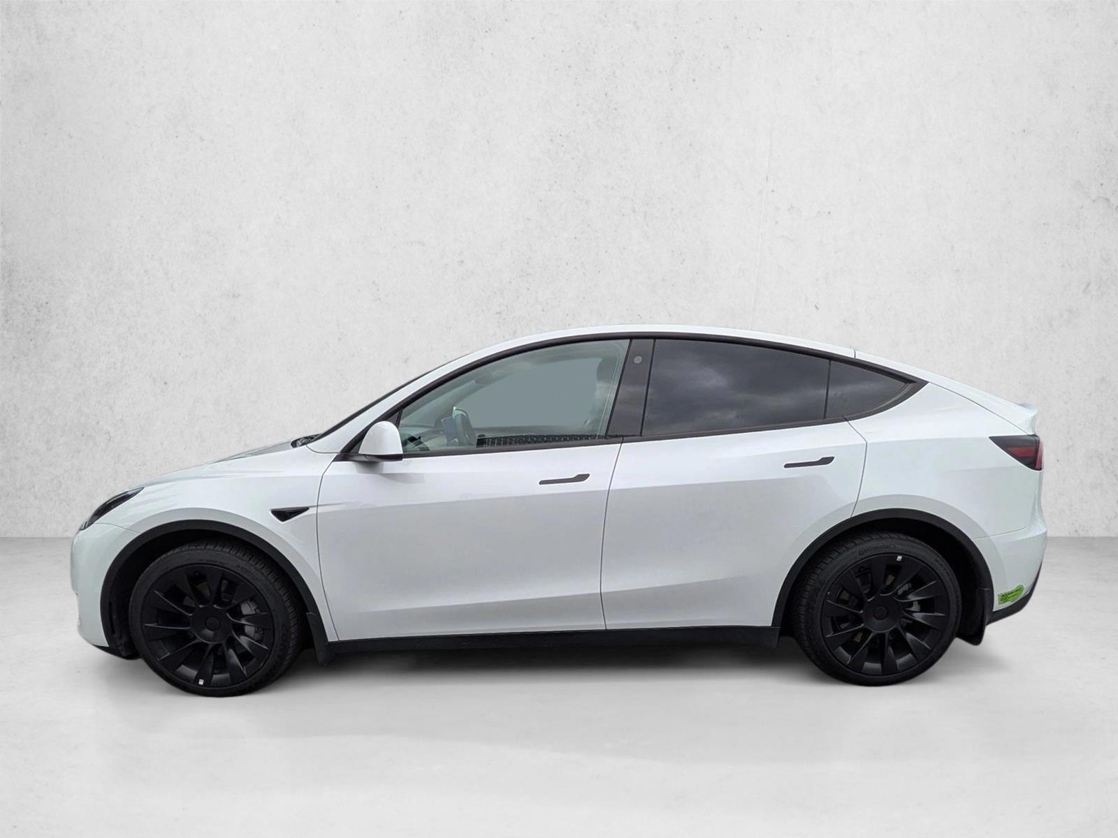 Thumbnail: 2023 Tesla Model Y - 2