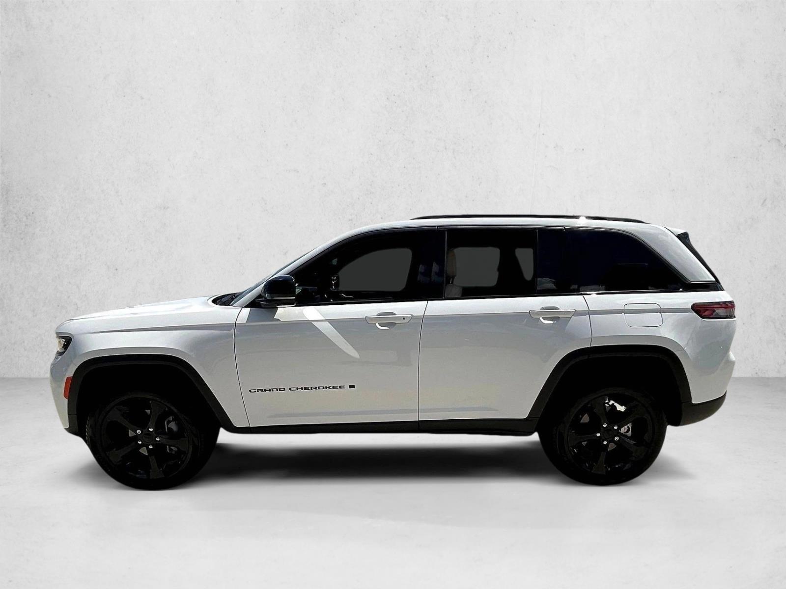 Thumbnail: 2026 Jeep Grand Cherokee - 2