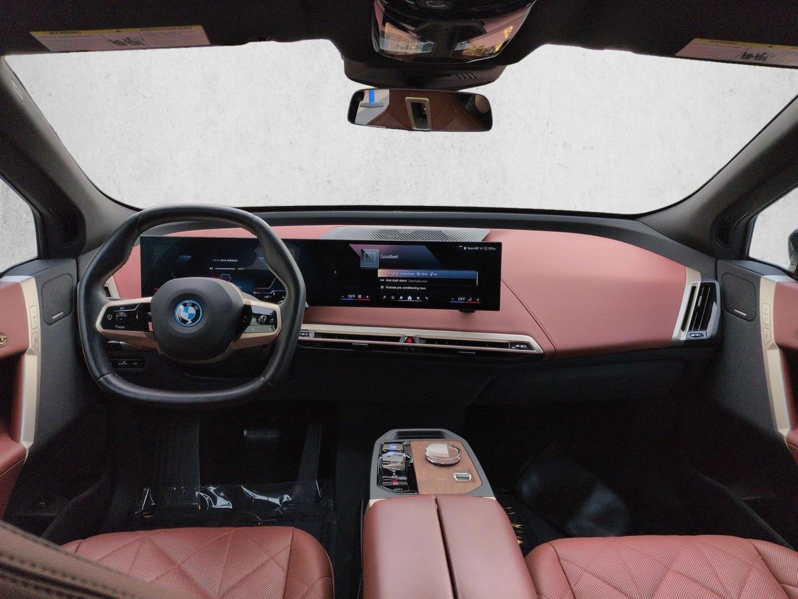 Thumbnail: 2024 BMW iX - 3