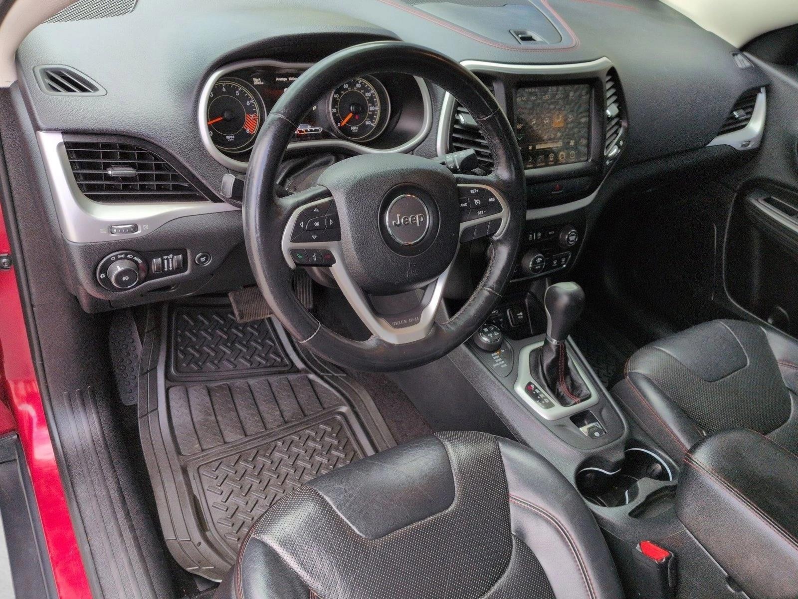 Thumbnail: 2015 Jeep Cherokee - 4