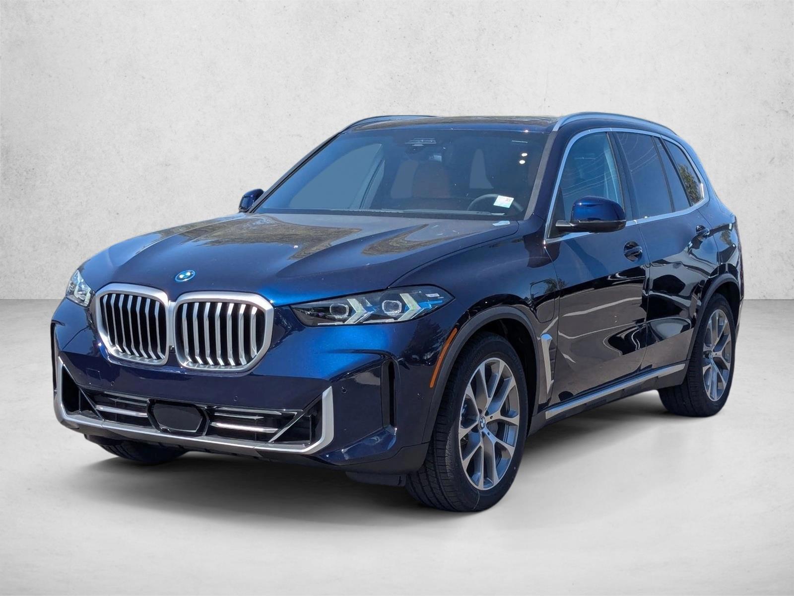Thumbnail: 2026 BMW X5 - 1