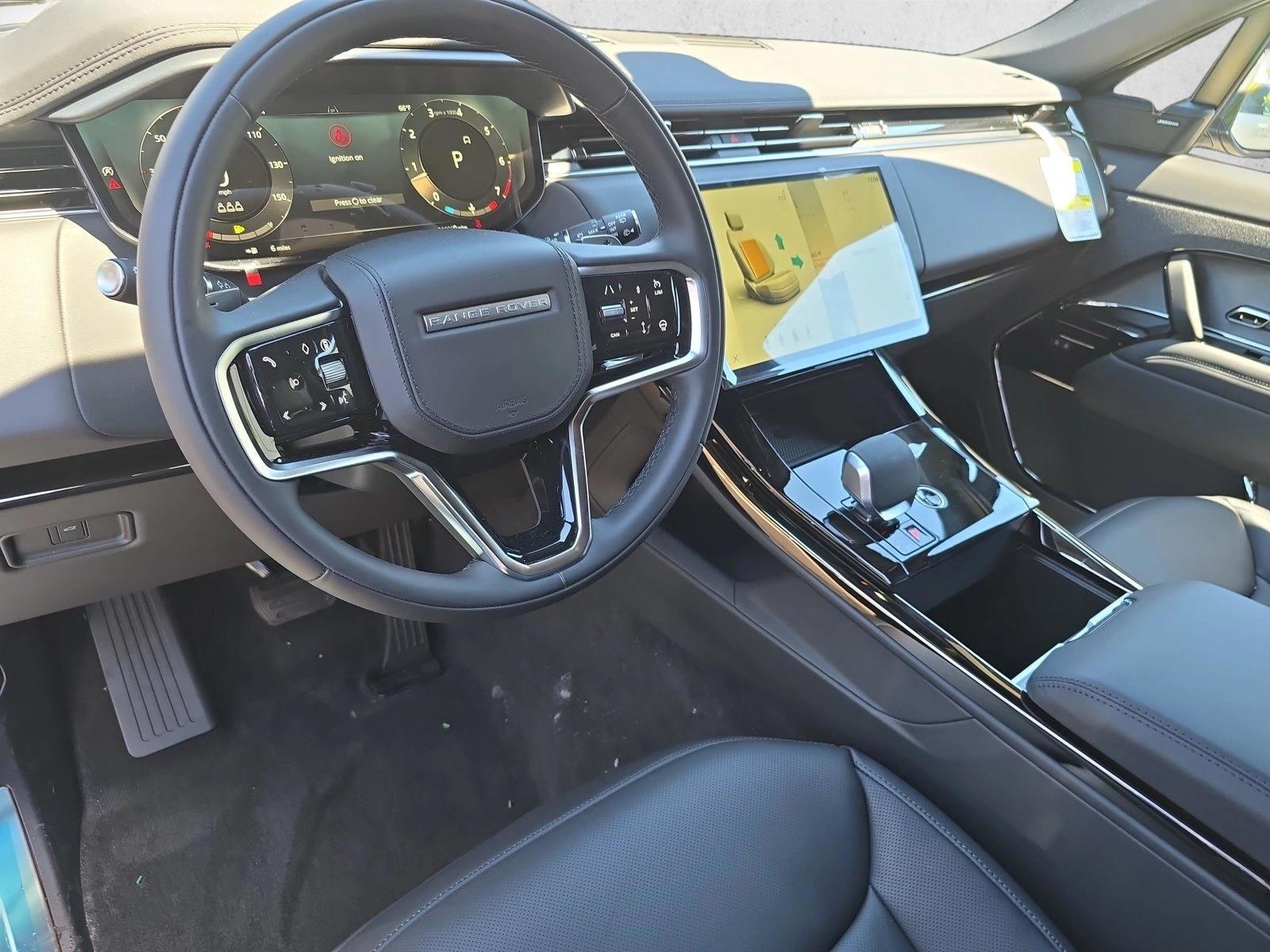 Thumbnail: 2026 Land Rover Range Rover Sport - 4