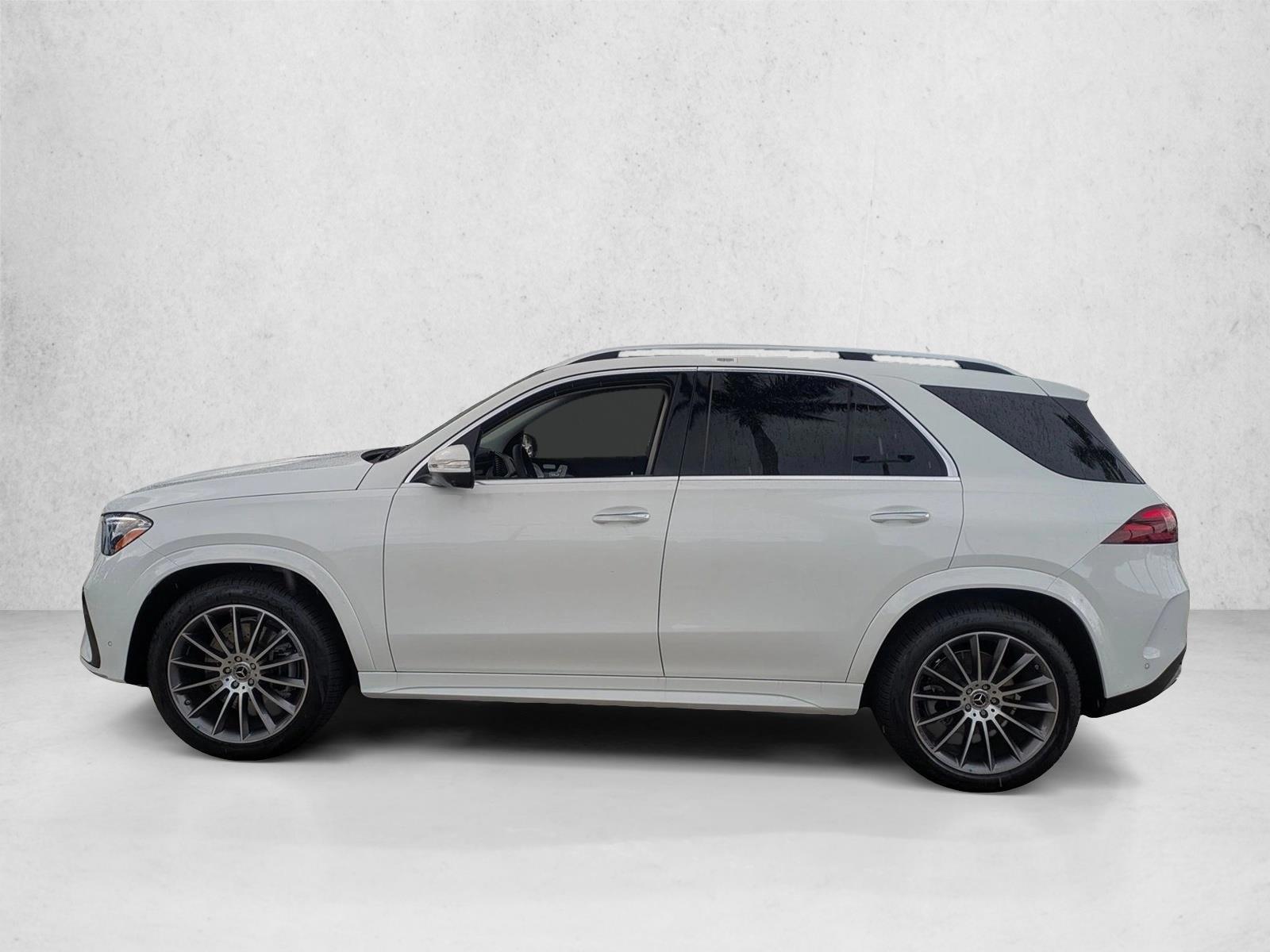 Thumbnail: 2026 Mercedes-Benz GLE - 2