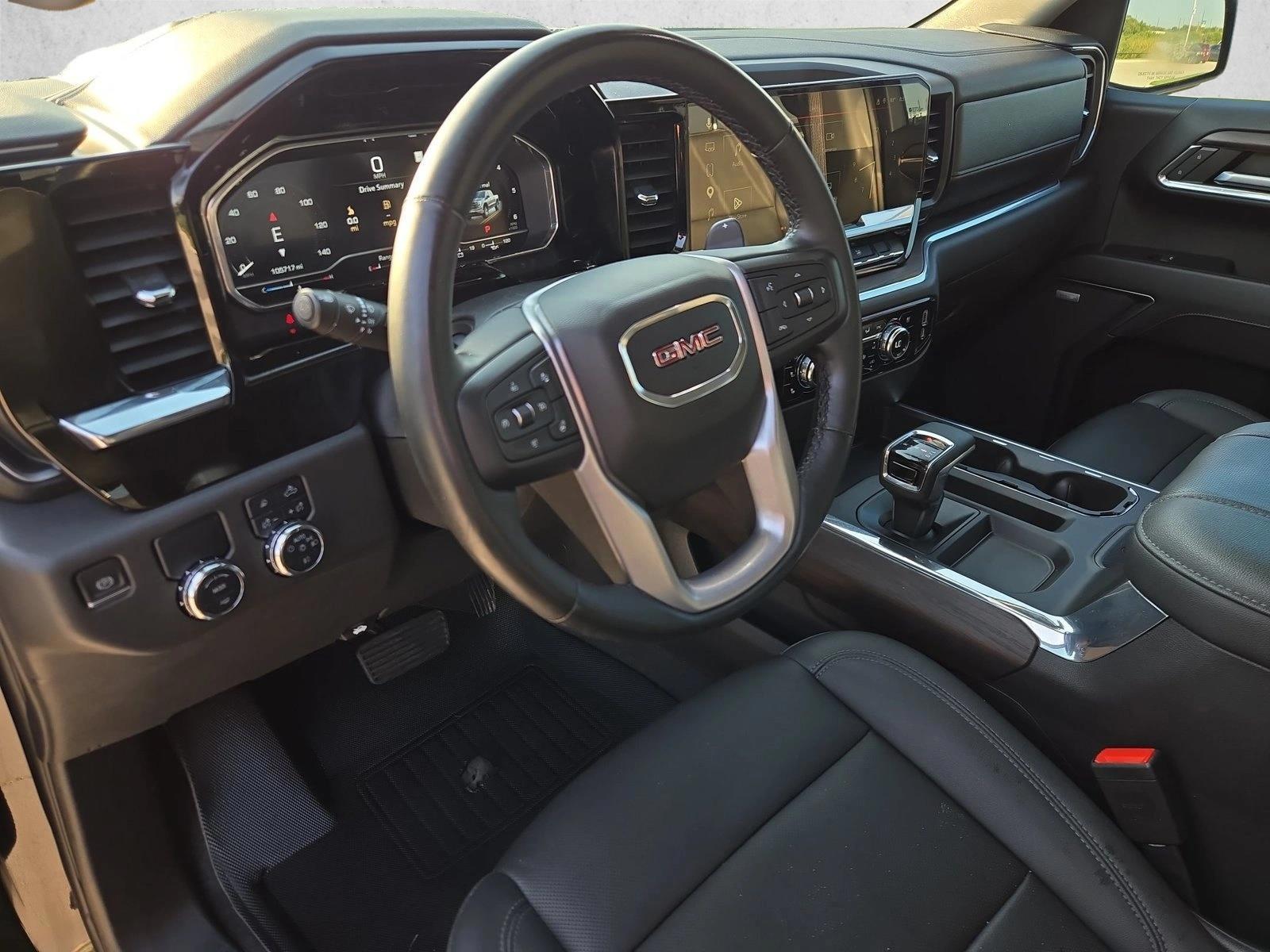 Thumbnail: 2023 GMC Sierra 1500 - 3