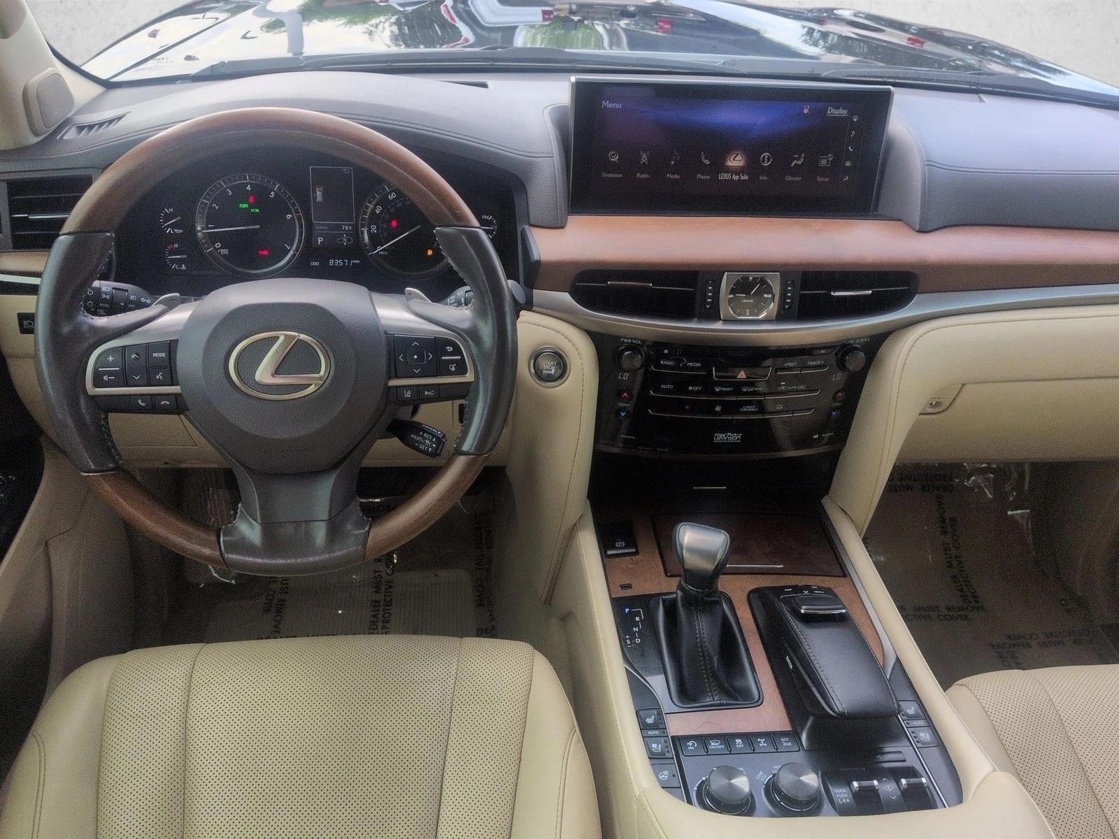 Thumbnail: 2019 Lexus LX - 4