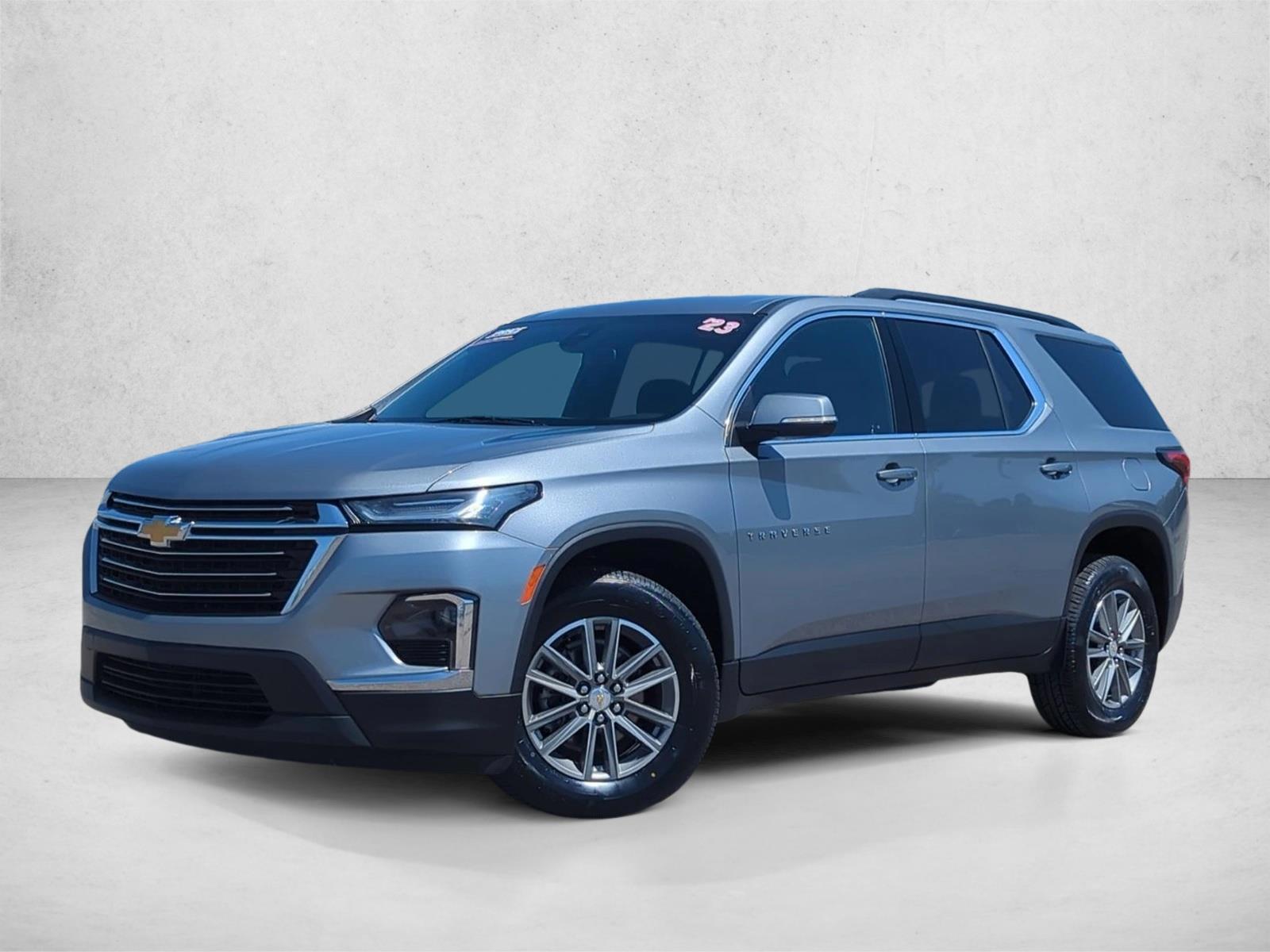 Thumbnail: 2023 Chevrolet Traverse - 1