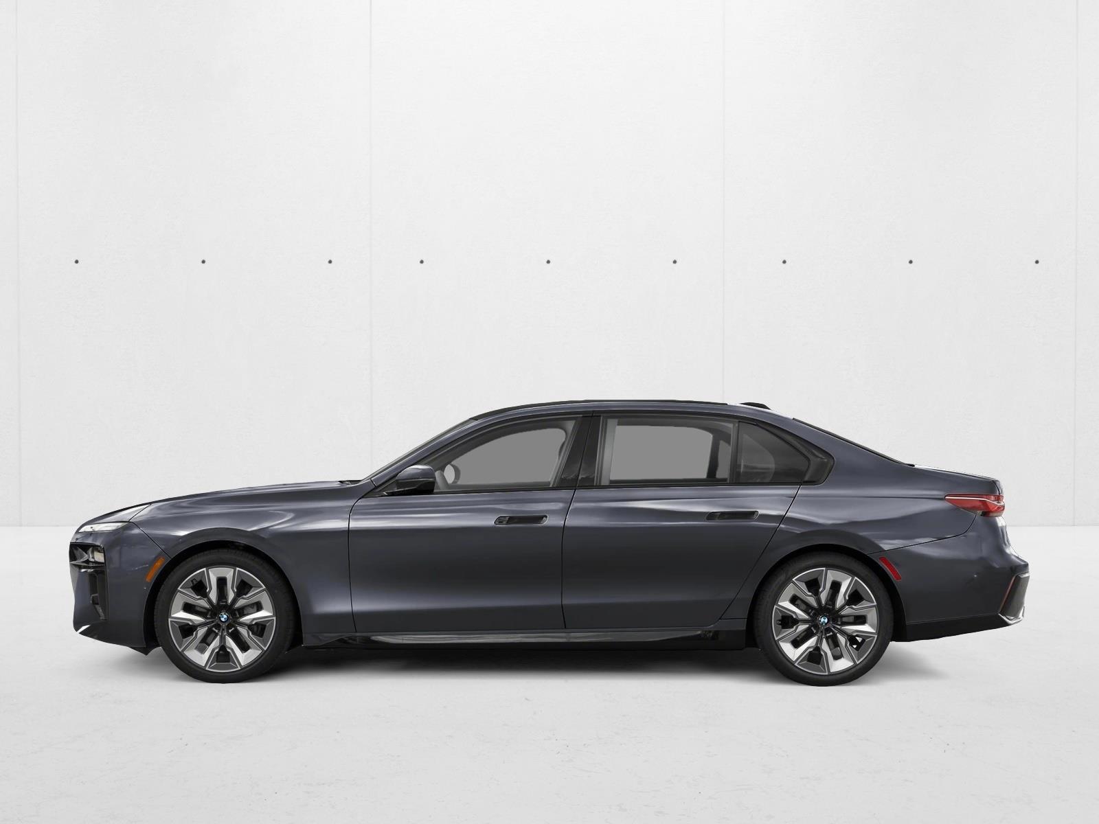Thumbnail: 2026 BMW 7 Series - 2