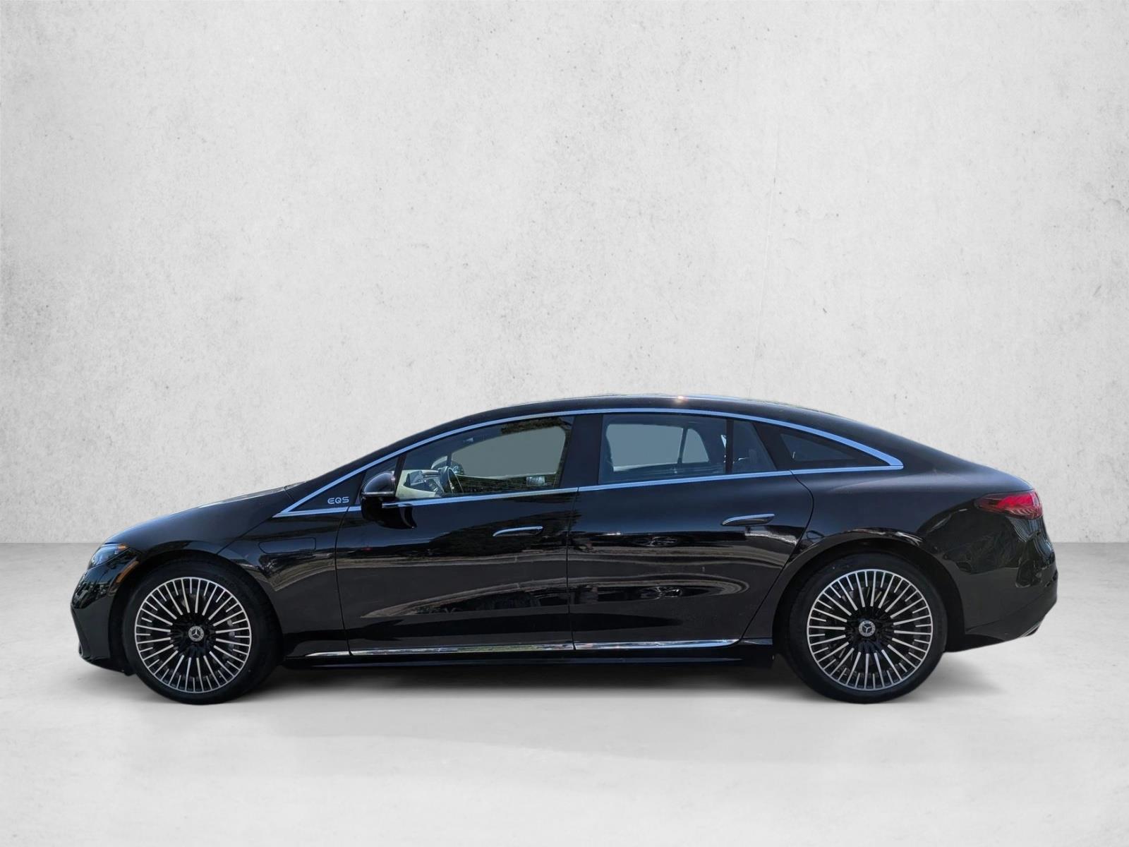 Thumbnail: 2023 Mercedes-Benz EQS - 2