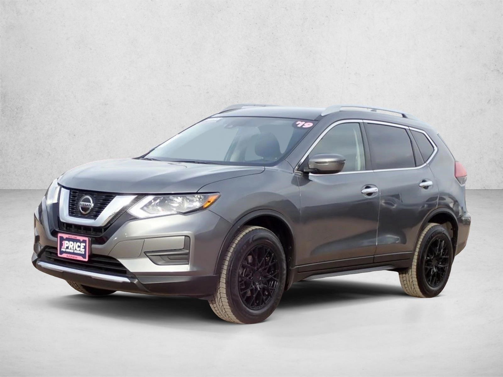 Thumbnail: 2019 Nissan Rogue - 1