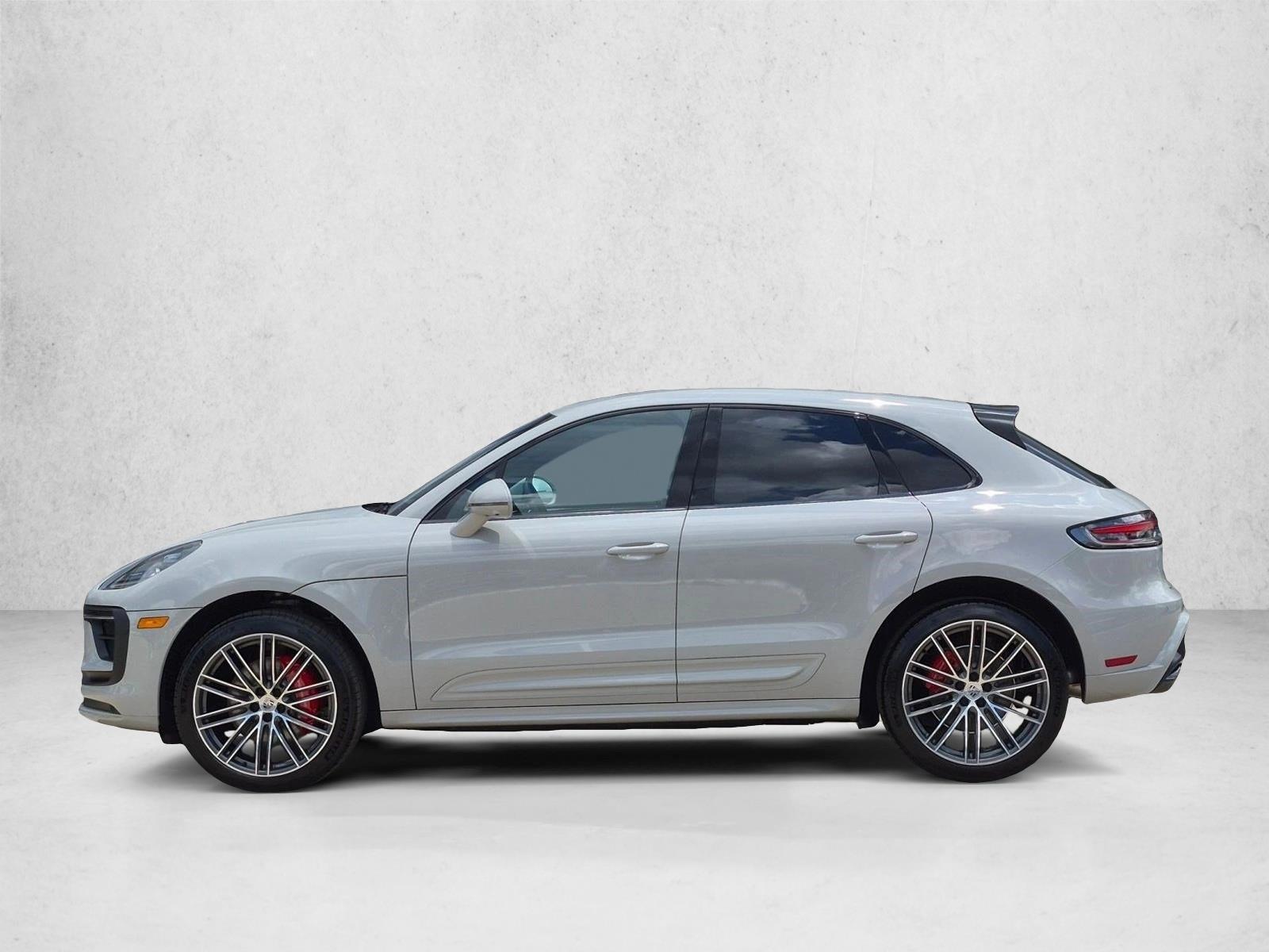 Thumbnail: 2026 Porsche Macan - 2
