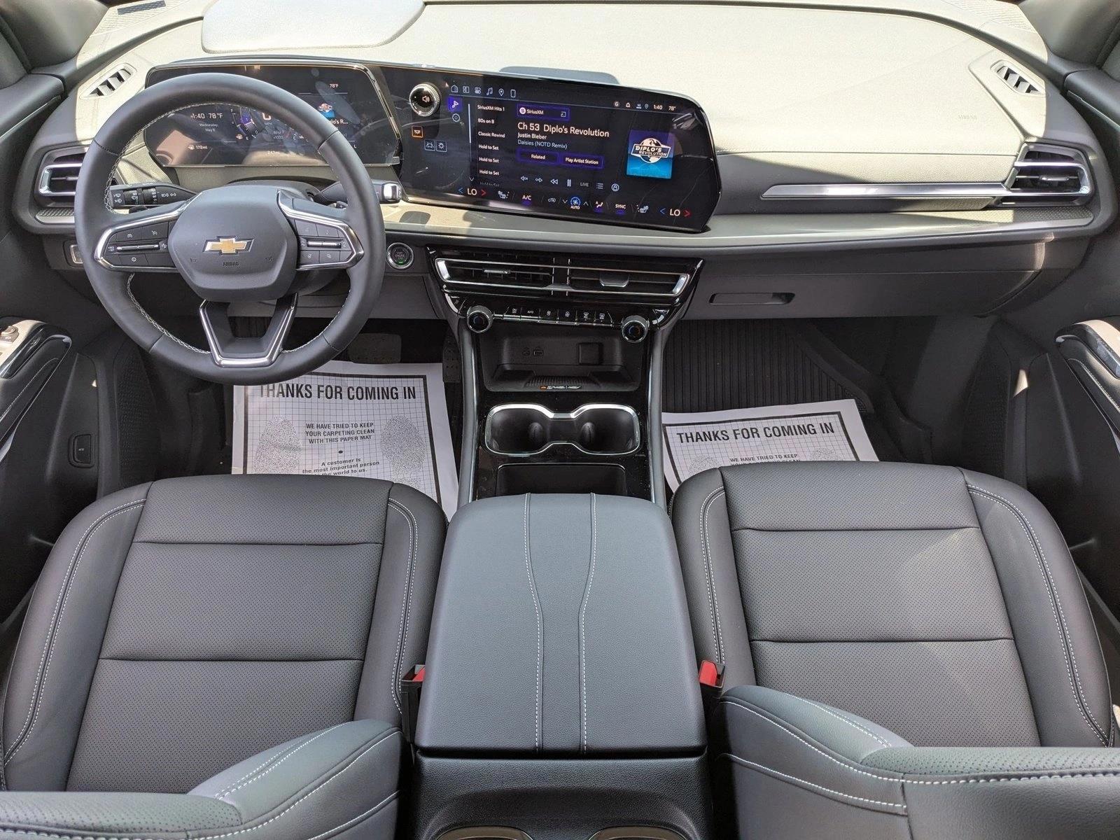 Thumbnail: 2026 Chevrolet Traverse - 3