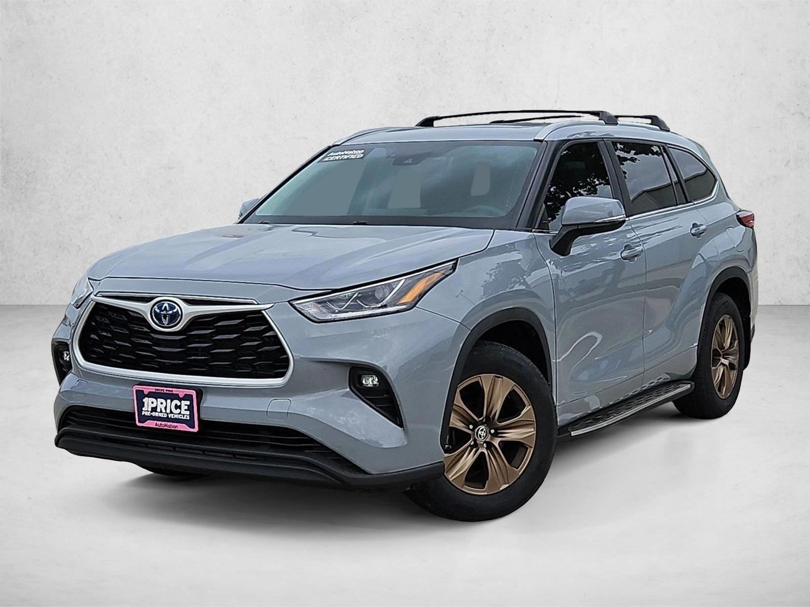 Thumbnail: 2023 Toyota Highlander - 1