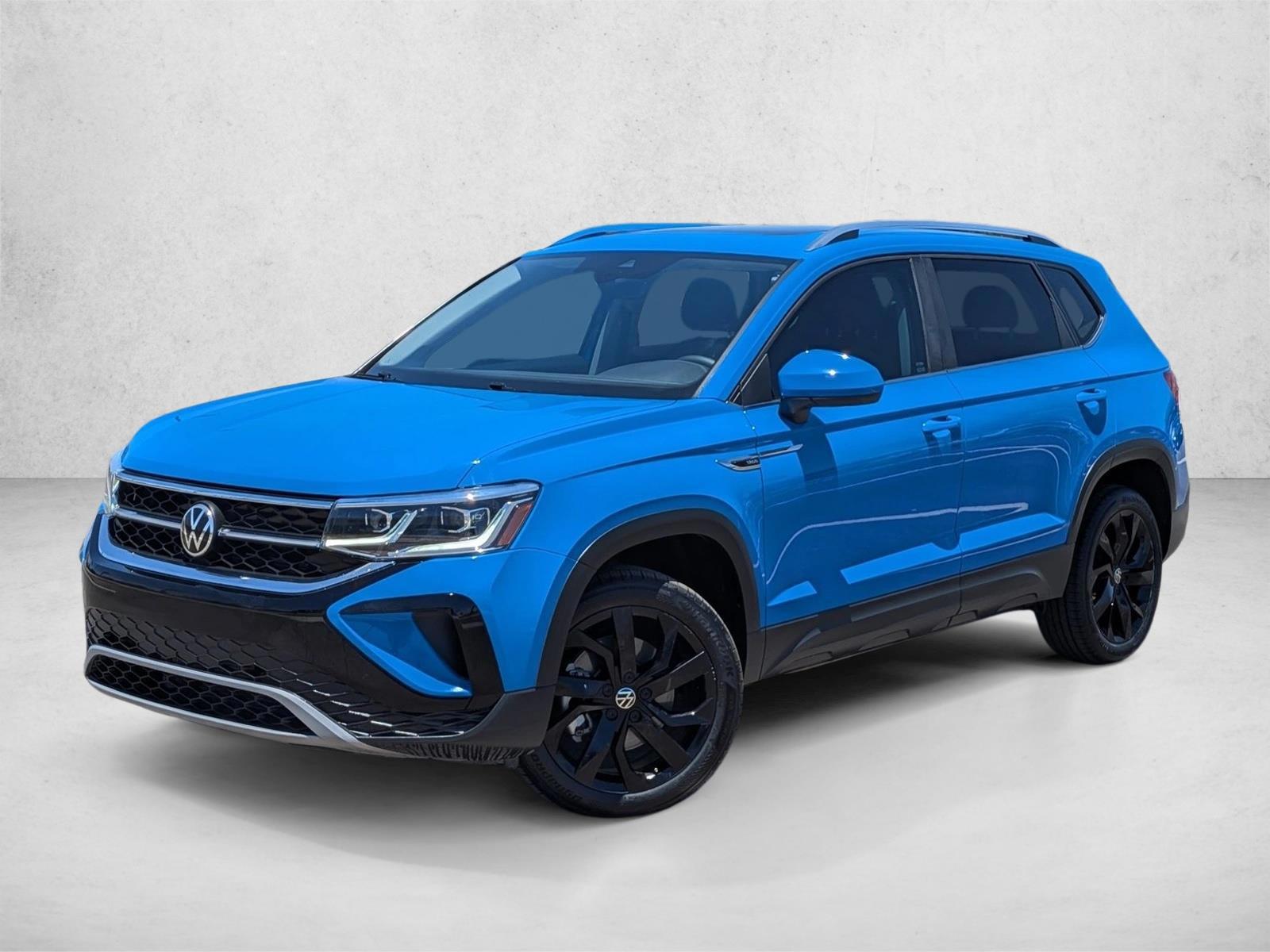 Thumbnail: 2022 Volkswagen Taos - 1