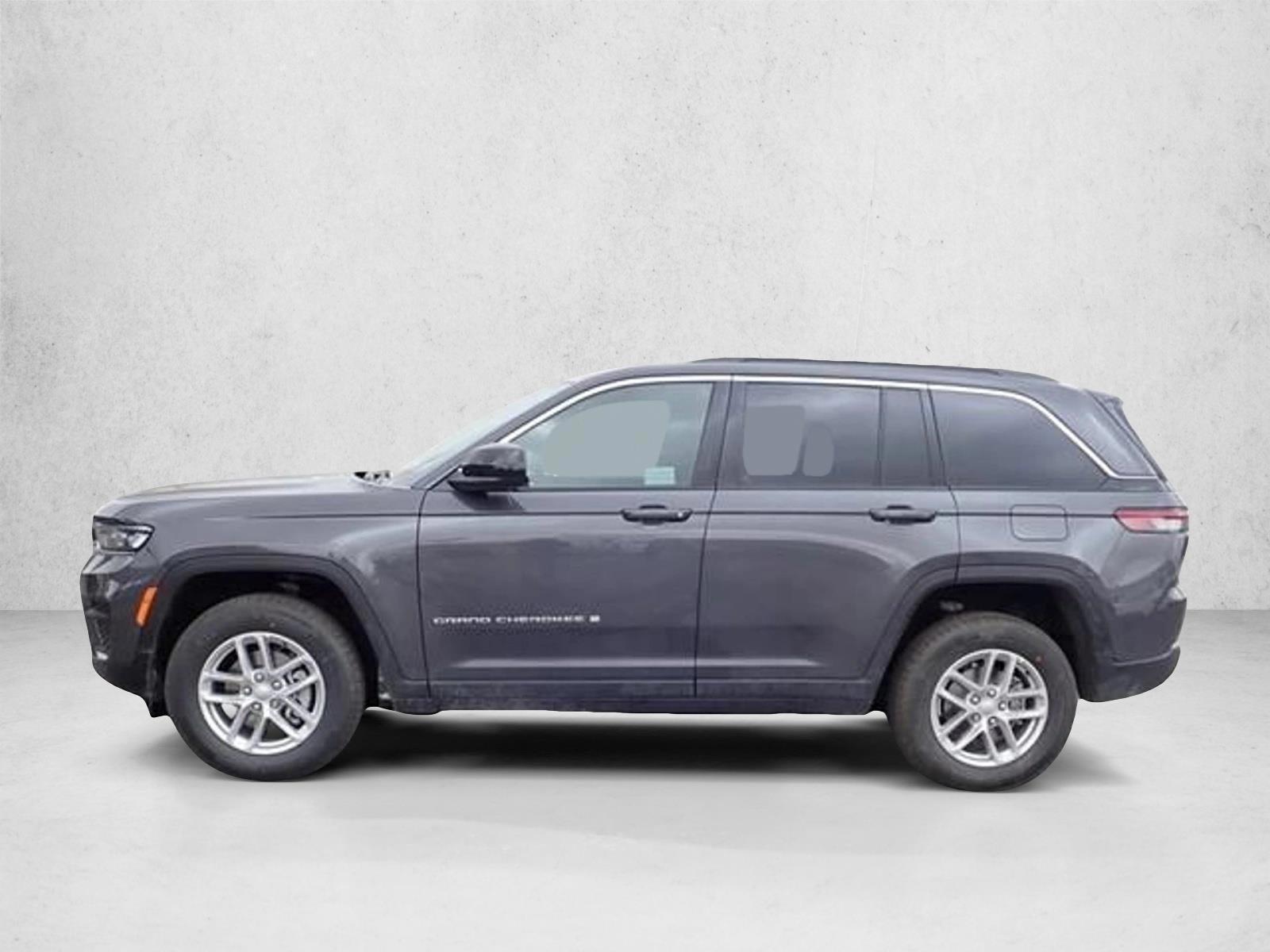 Thumbnail: 2026 Jeep Grand Cherokee - 2