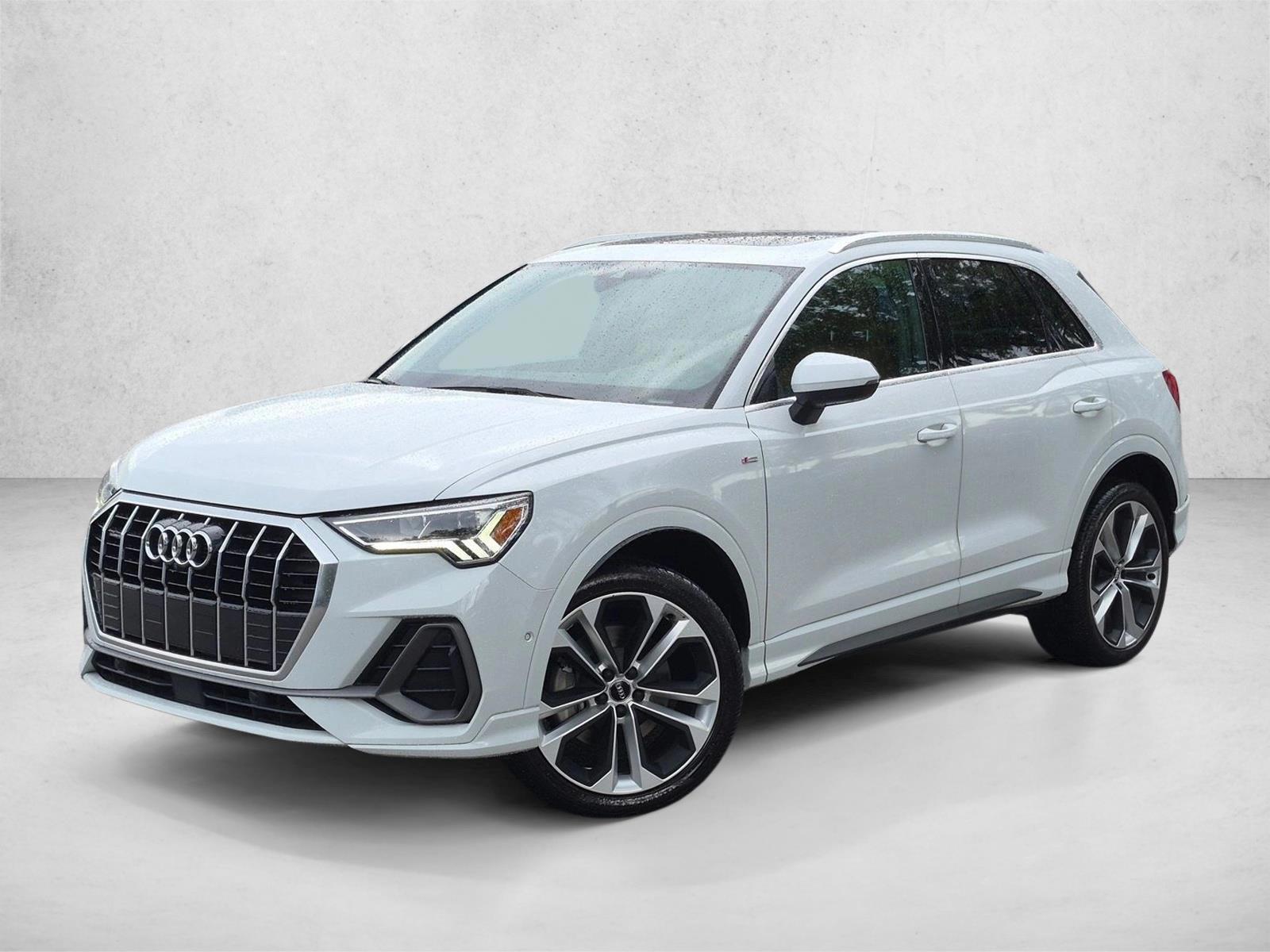 Thumbnail: 2020 Audi Q3 - 1