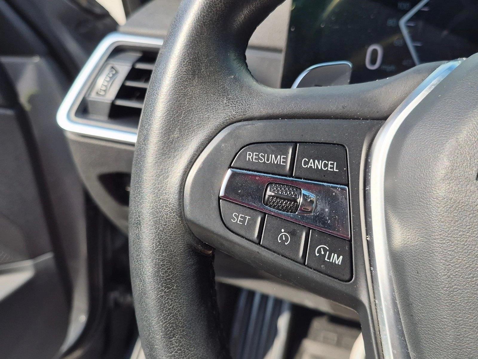 2023 BMW 3 Series 330i - Photo 11
