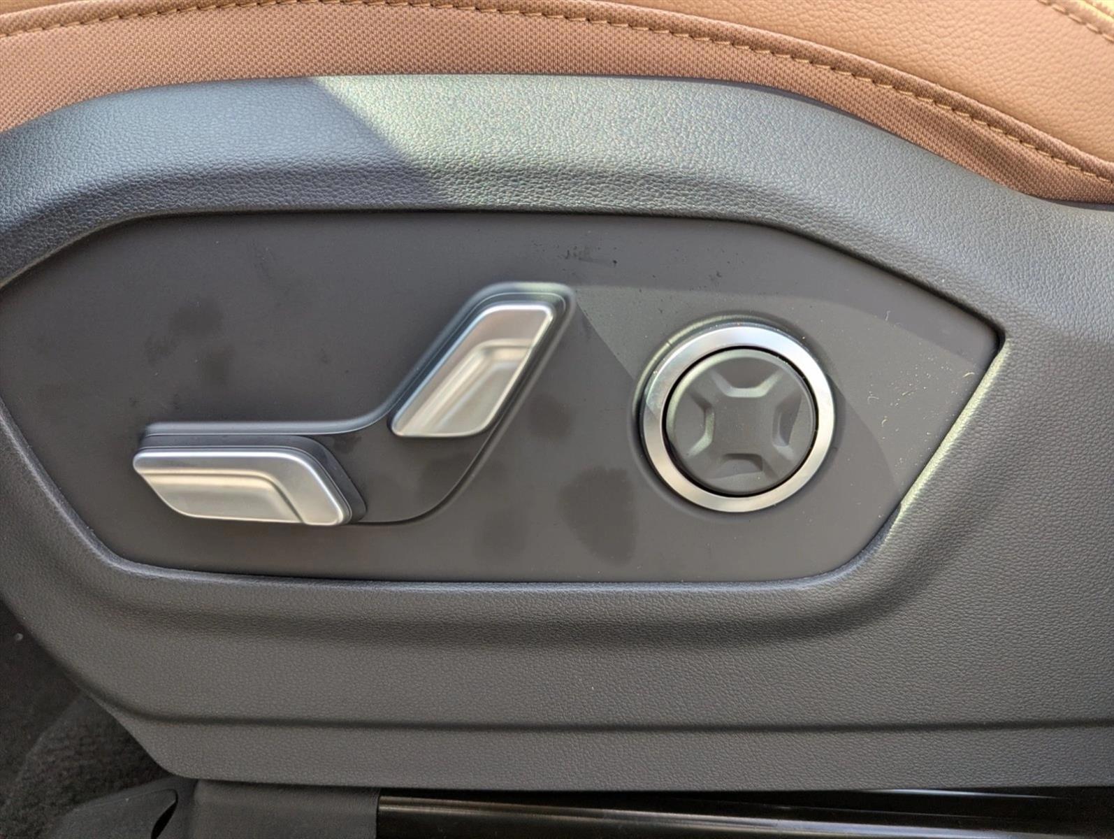 Thumbnail: 2026 Hyundai Santa Fe - 4