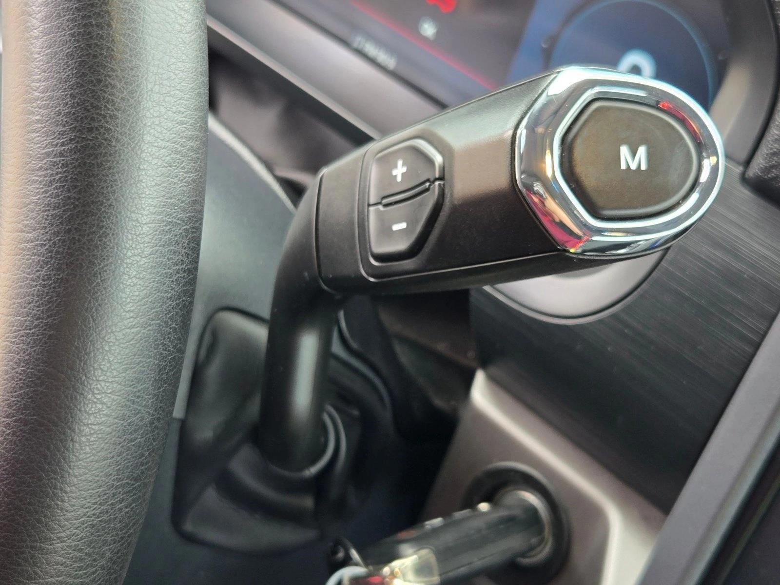 2025 Ford F-150 XLT - Photo 12
