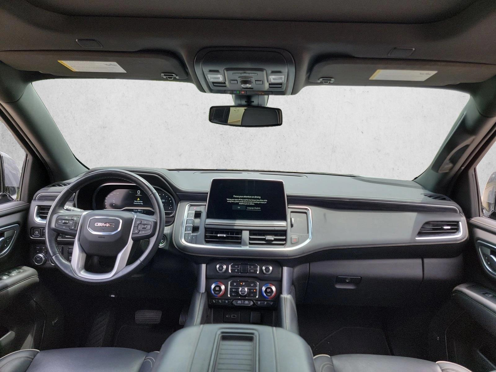 Thumbnail: 2022 GMC Yukon XL - 3