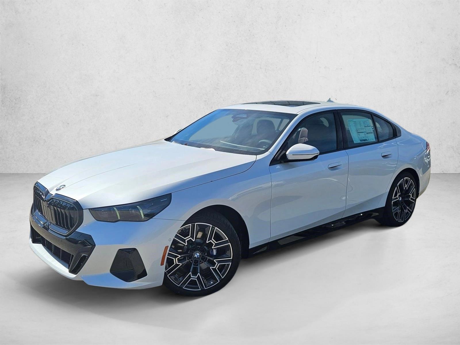 Thumbnail: 2026 BMW 5 Series - 1