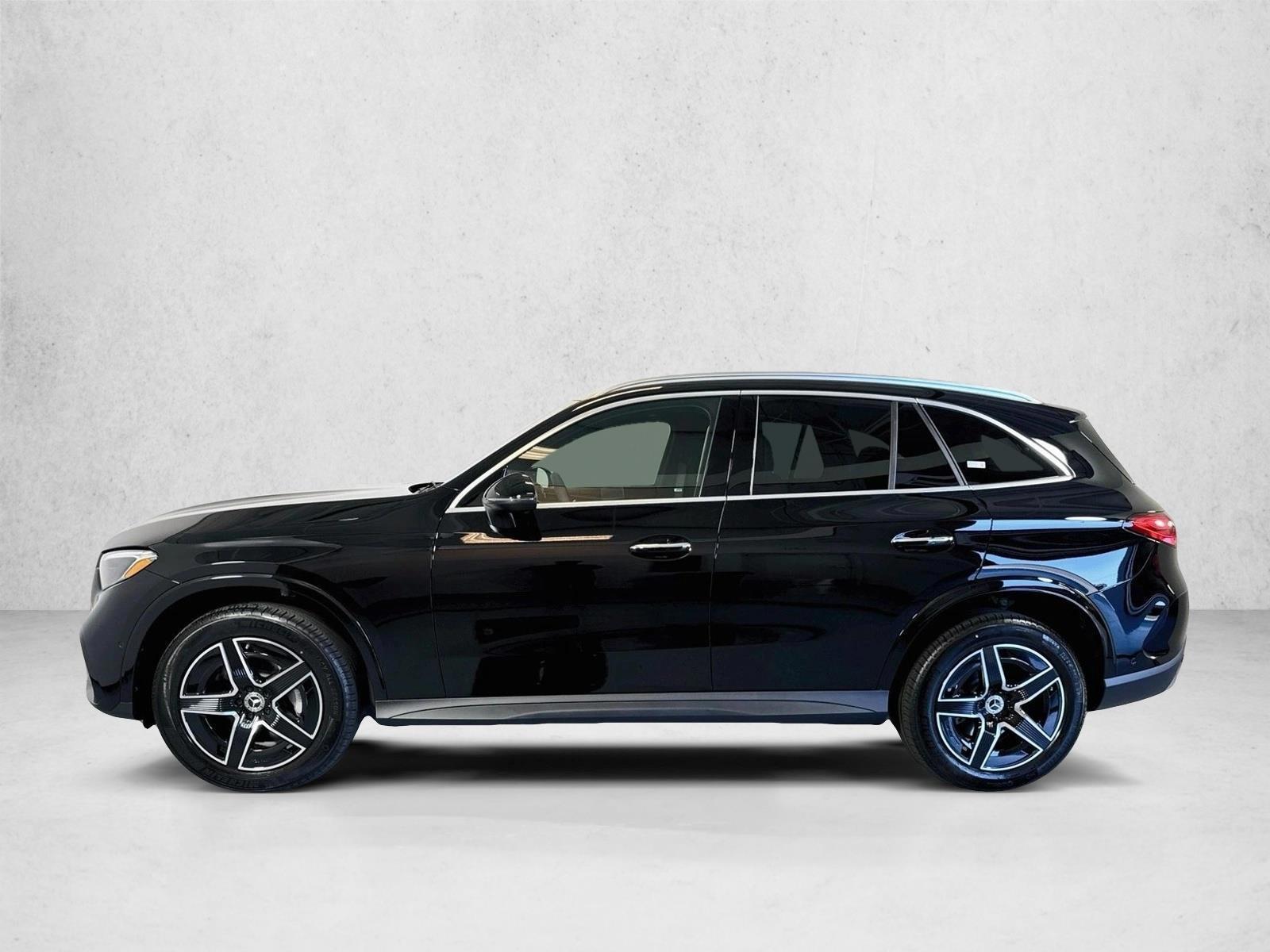 Thumbnail: 2026 Mercedes-Benz GLC - 2