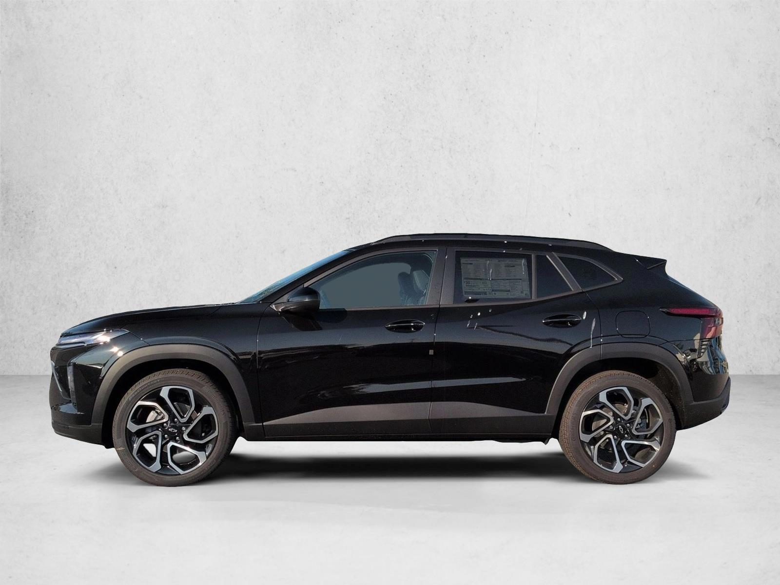 Thumbnail: 2026 Chevrolet Trax - 2
