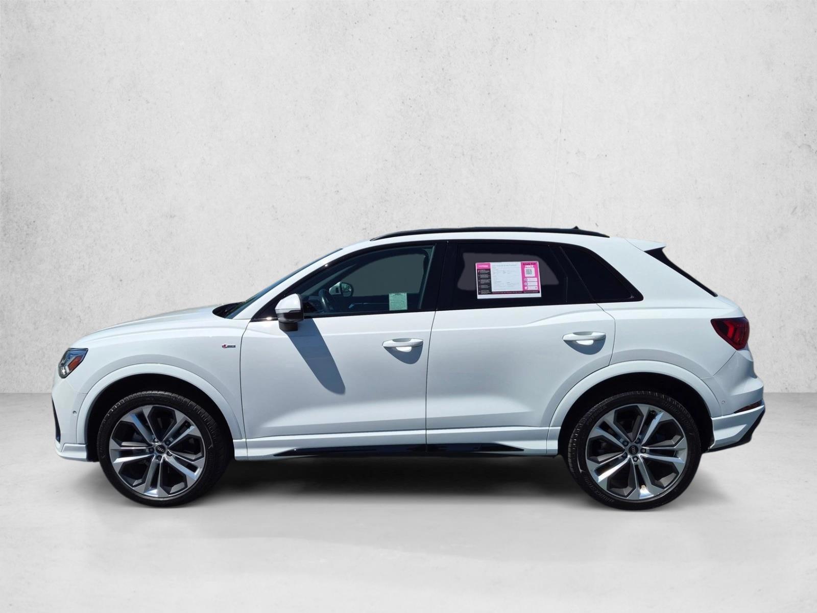 Thumbnail: 2021 Audi Q3 - 2