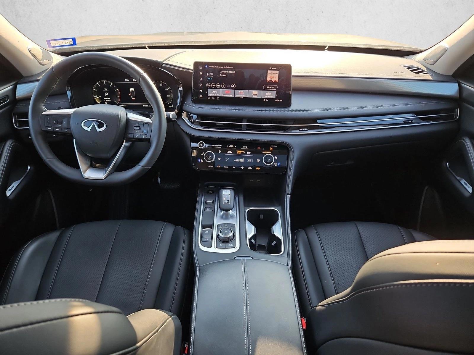 Thumbnail: 2026 INFINITI QX60 - 4