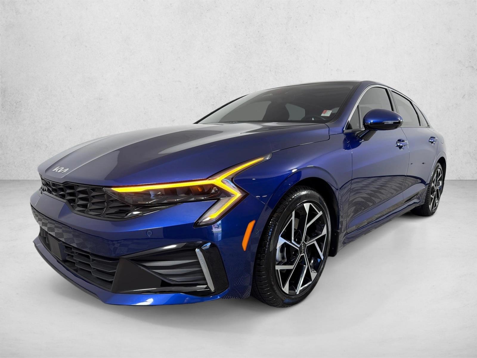 Thumbnail: 2025 Kia K5 - 1